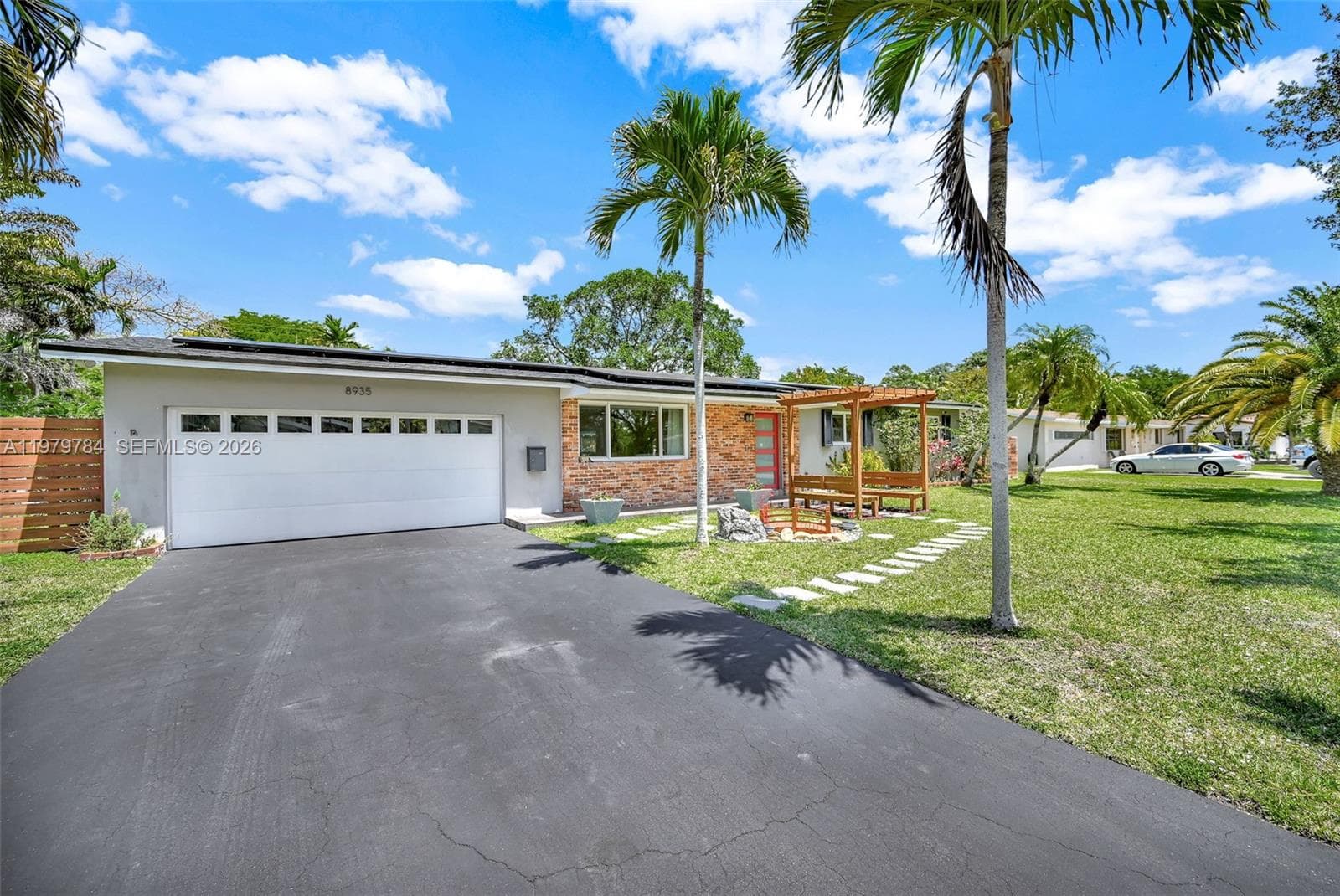 8935 SW 186th Ter, Cutler Bay FL 33157 photo 2
