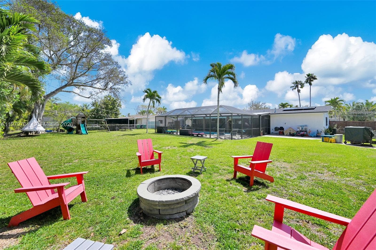 8935 SW 186th Ter, Cutler Bay FL 33157 photo 4
