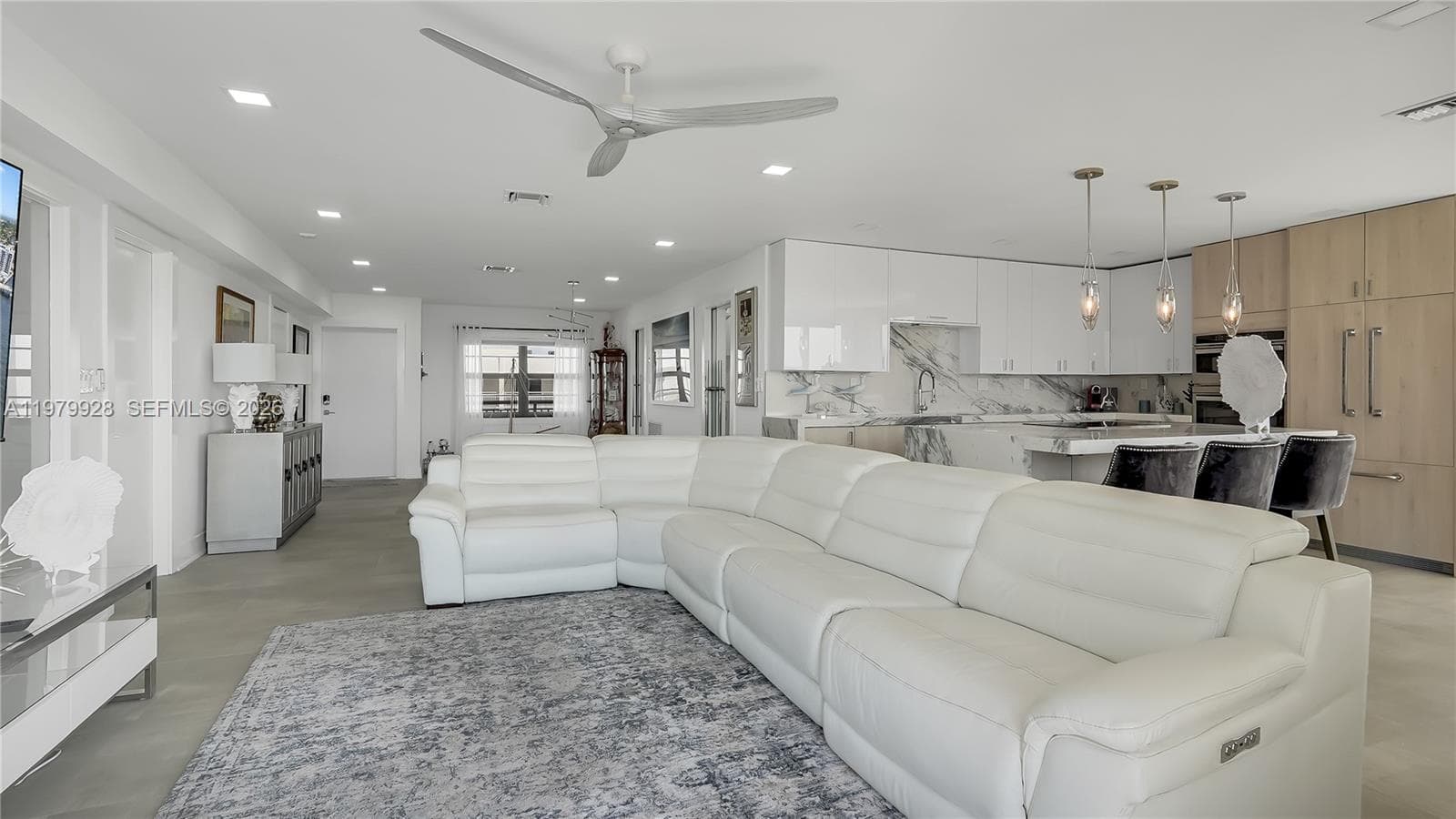 3100 NE 48th St # PH18, Fort Lauderdale FL 33308 photo 2