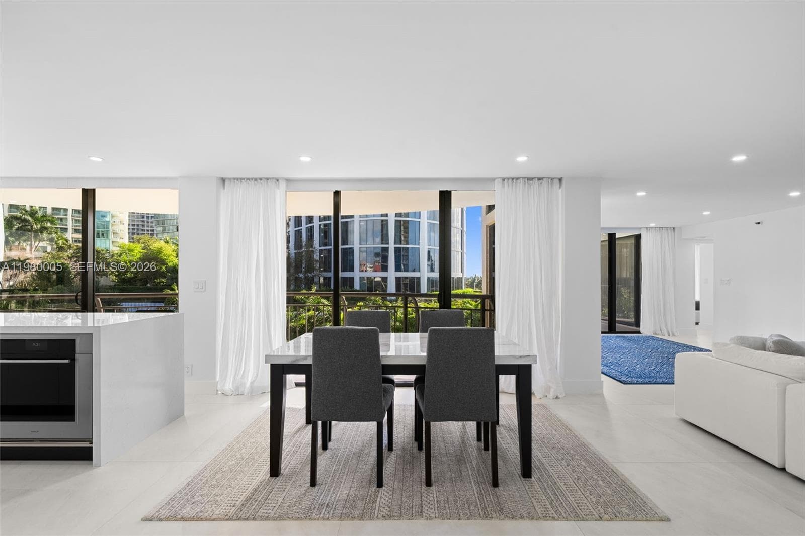 2843 S Bayshore Dr # 5F, Miami FL 33133 photo 2