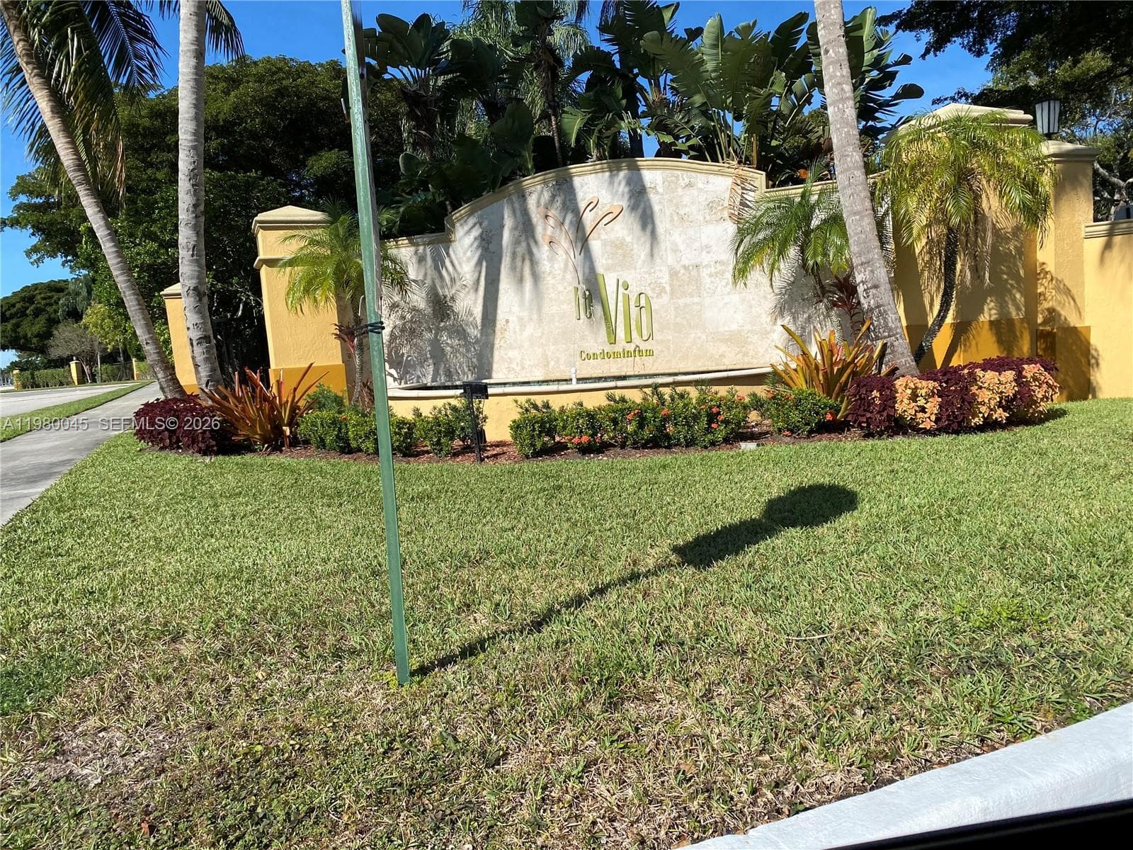 9645 NW 1ST CT # 302, Pembroke Pines FL 33024 photo 2