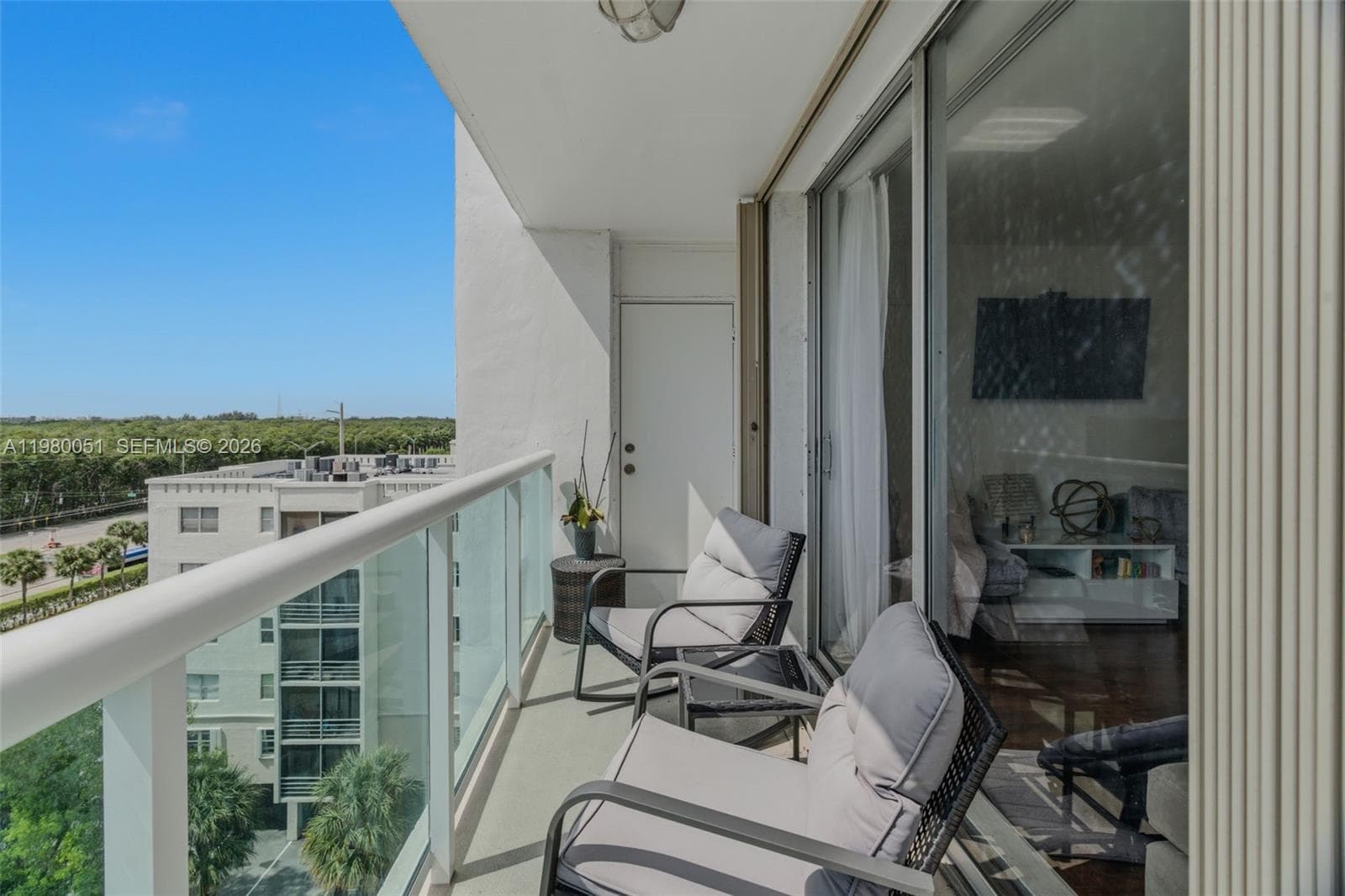 2841 NE 163rd St # 802, North Miami Beach FL 33160 photo 2