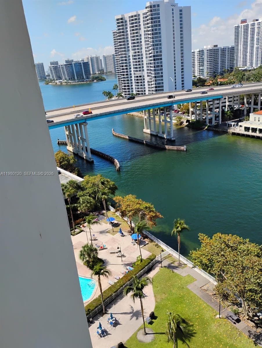 19390 Collins Ave # 1619, Sunny Isles Beach FL 33160