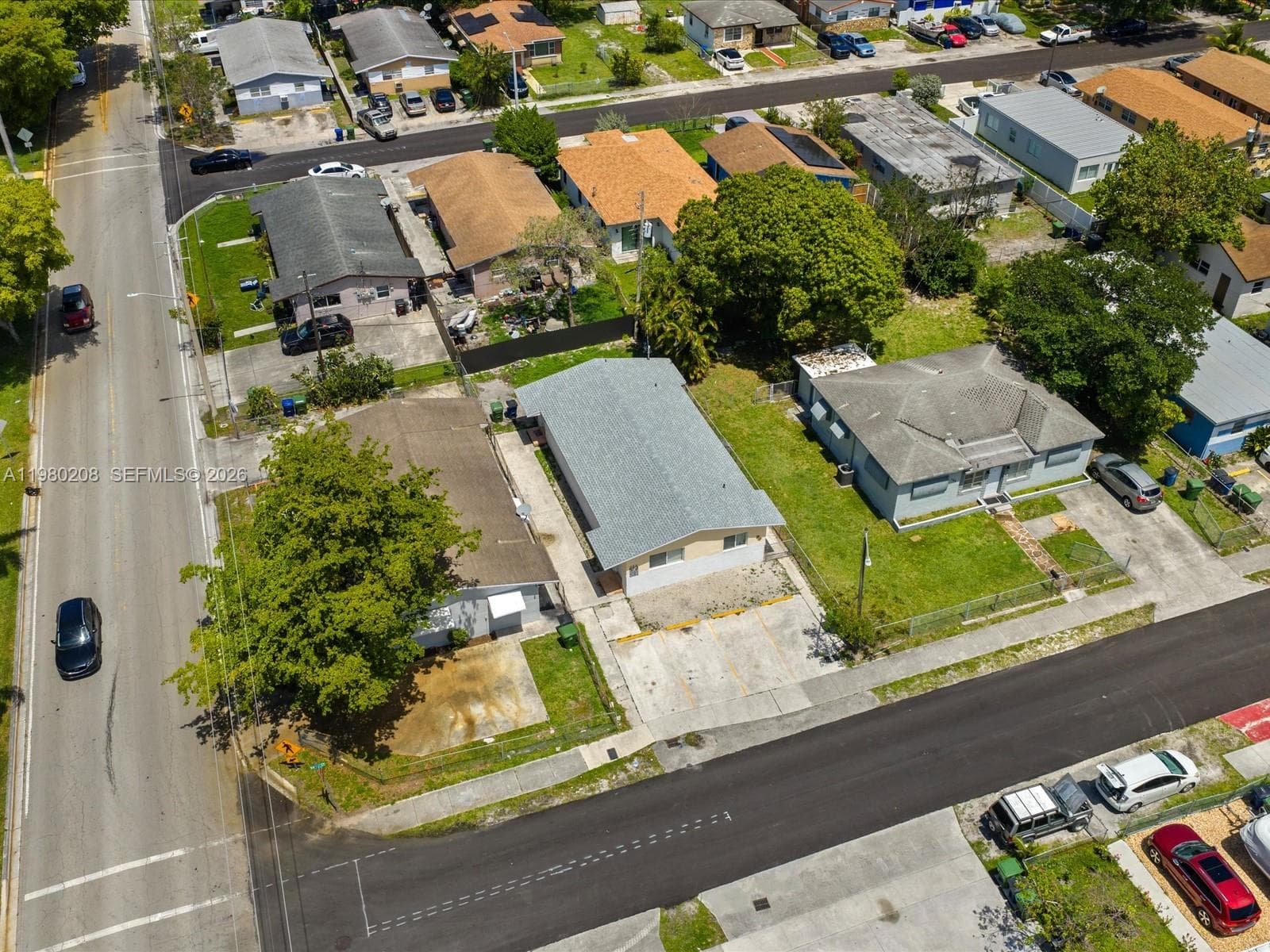 752 NW 3rd Ct, Hallandale Beach FL 33009 photo 5