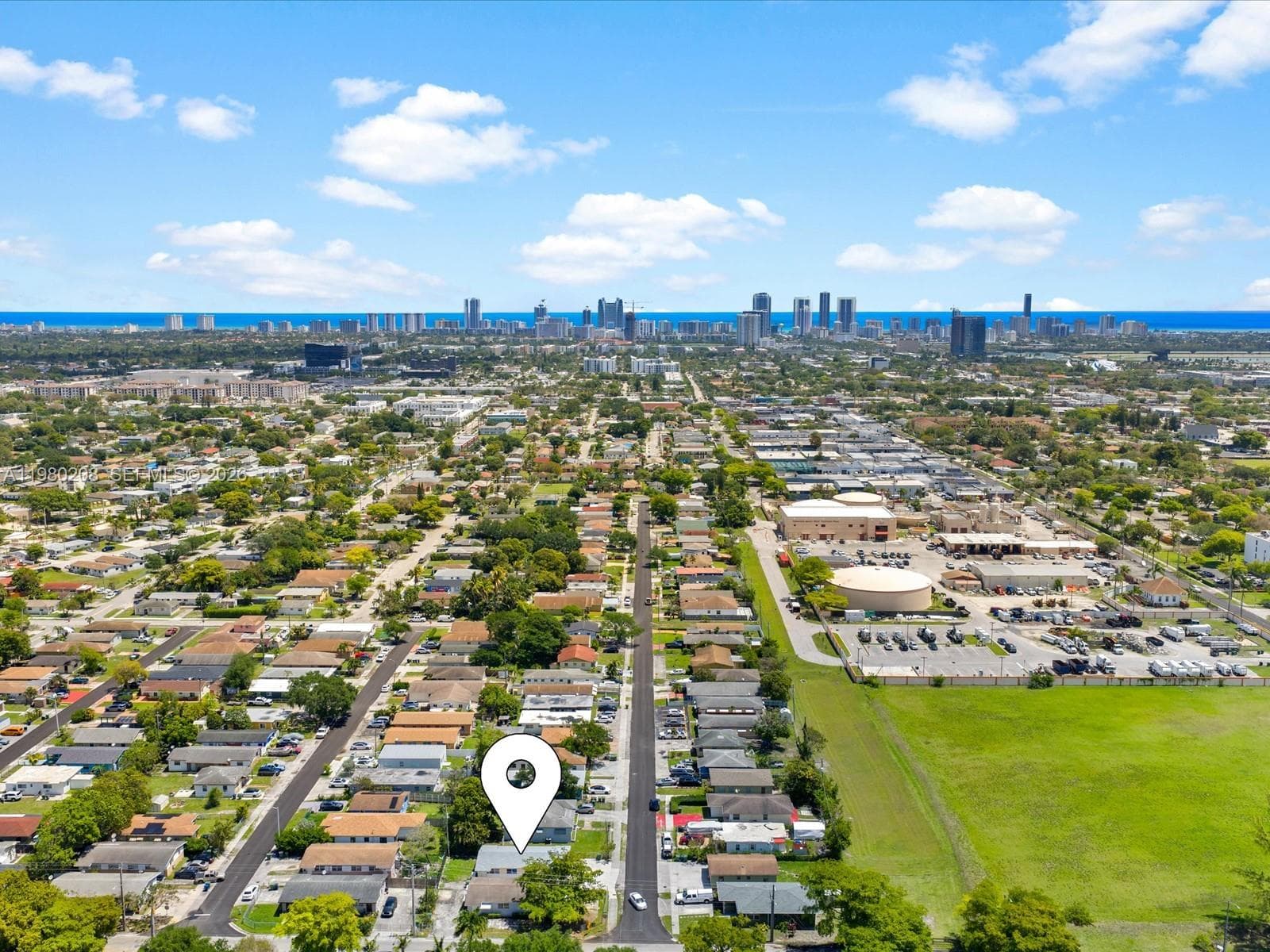 752 NW 3rd Ct, Hallandale Beach FL 33009 photo 4