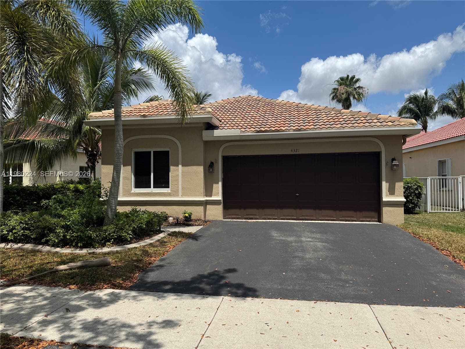 4321 Willow Ridge Dr, Weston FL 33331 photo 2