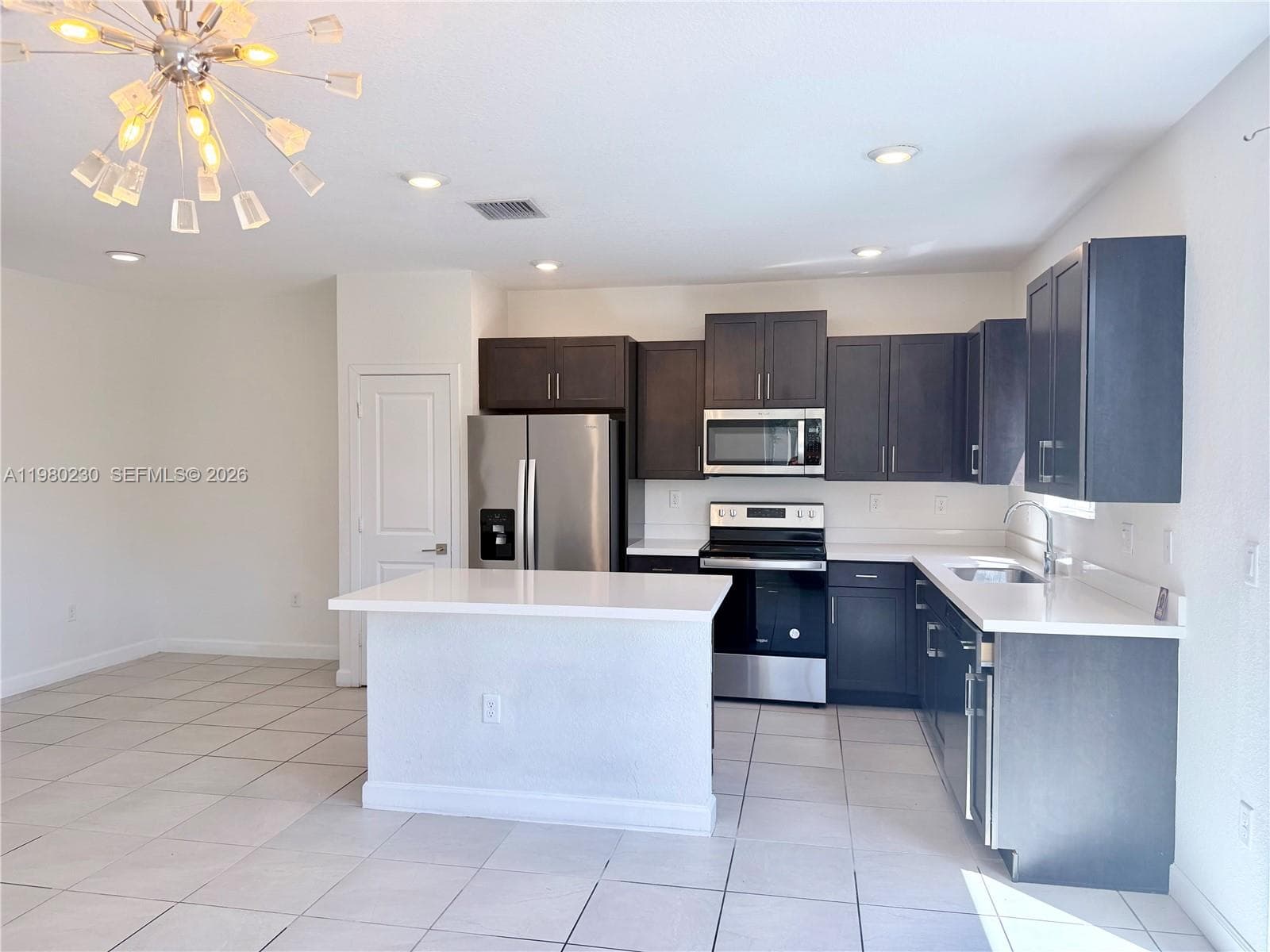 2418 SE 10th Ct, Homestead FL 33035
