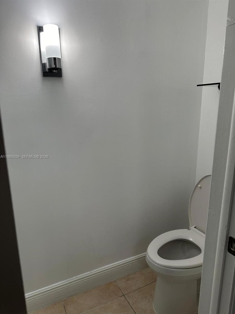8500 SW 109th Ave # 202, Miami FL 33173 photo 2