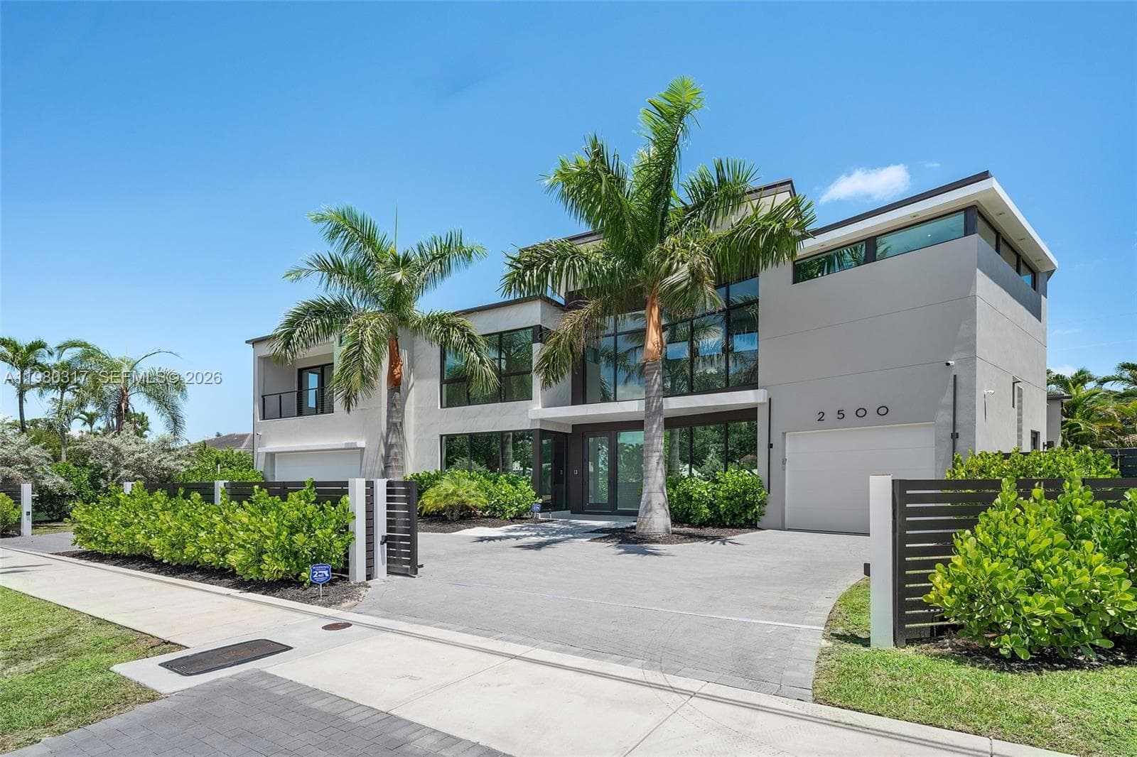 2500 Middle River Dr, Fort Lauderdale FL 33305 photo 3
