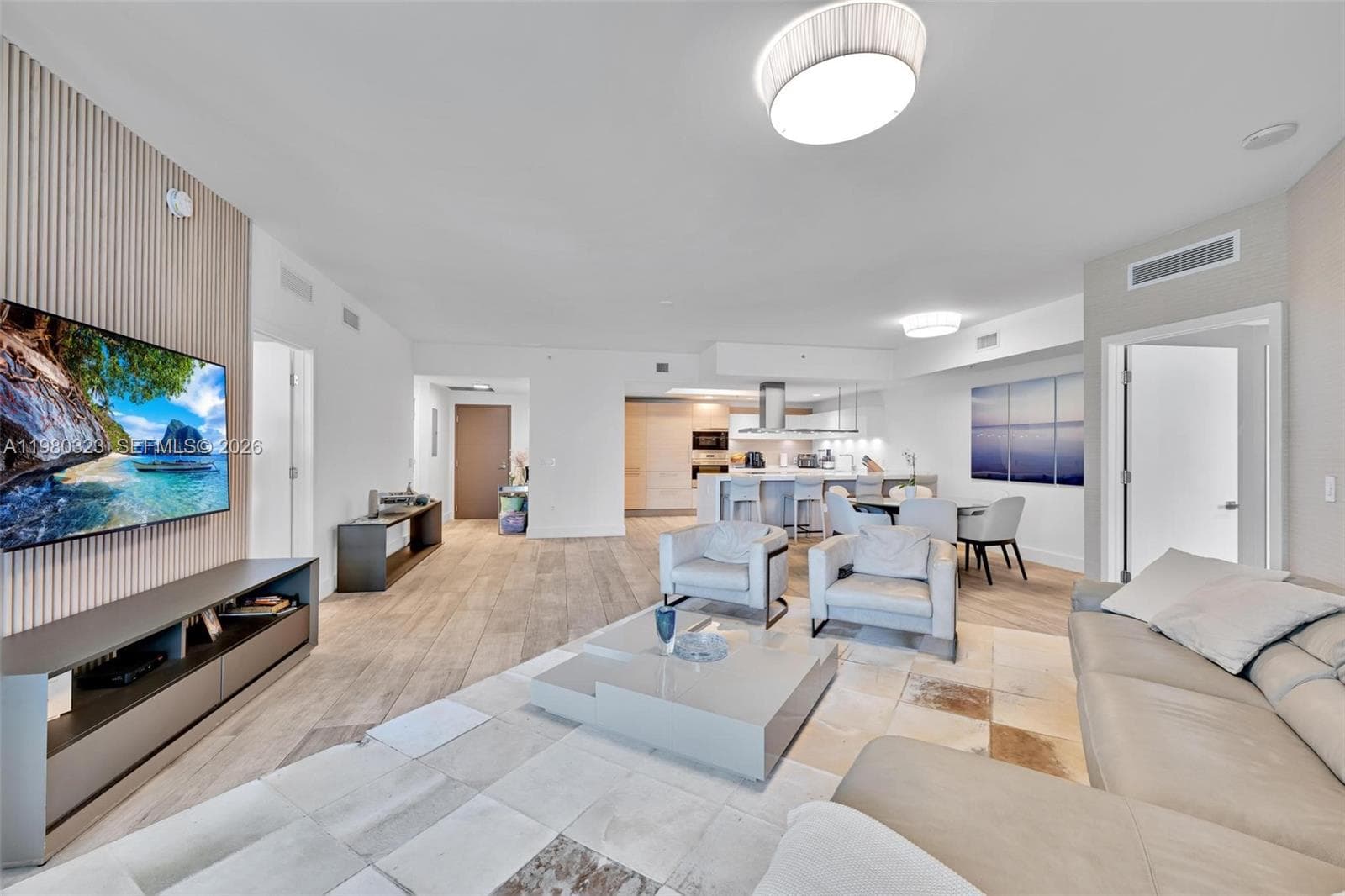 17111 Biscayne Blvd # 207, North Miami Beach FL 33160 photo 4