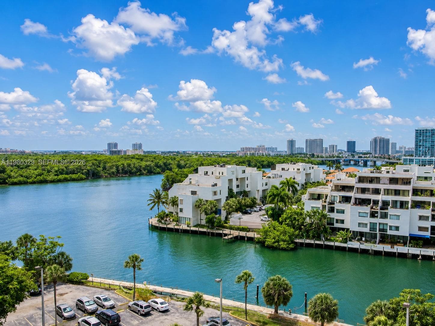 400 Kings Point Dr # 812, Sunny Isles Beach FL 33160 photo 2