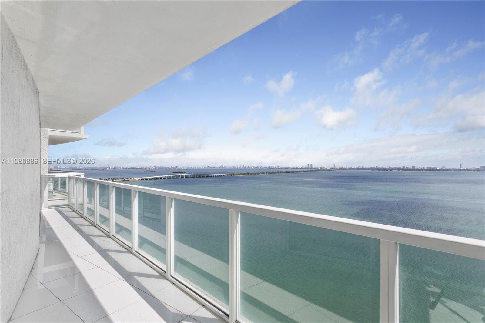 665 NE 25th St # 2102, Miami FL 33137