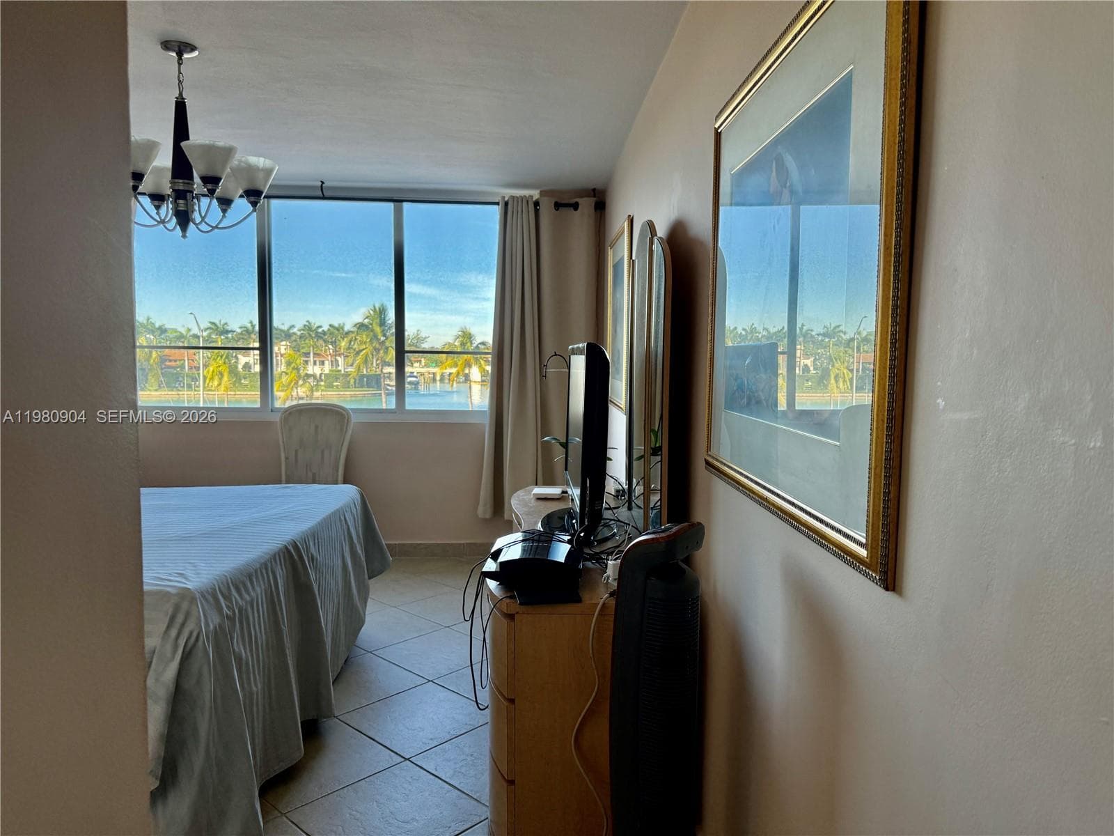 5005 Collins Ave # 304, Miami Beach FL 33140
