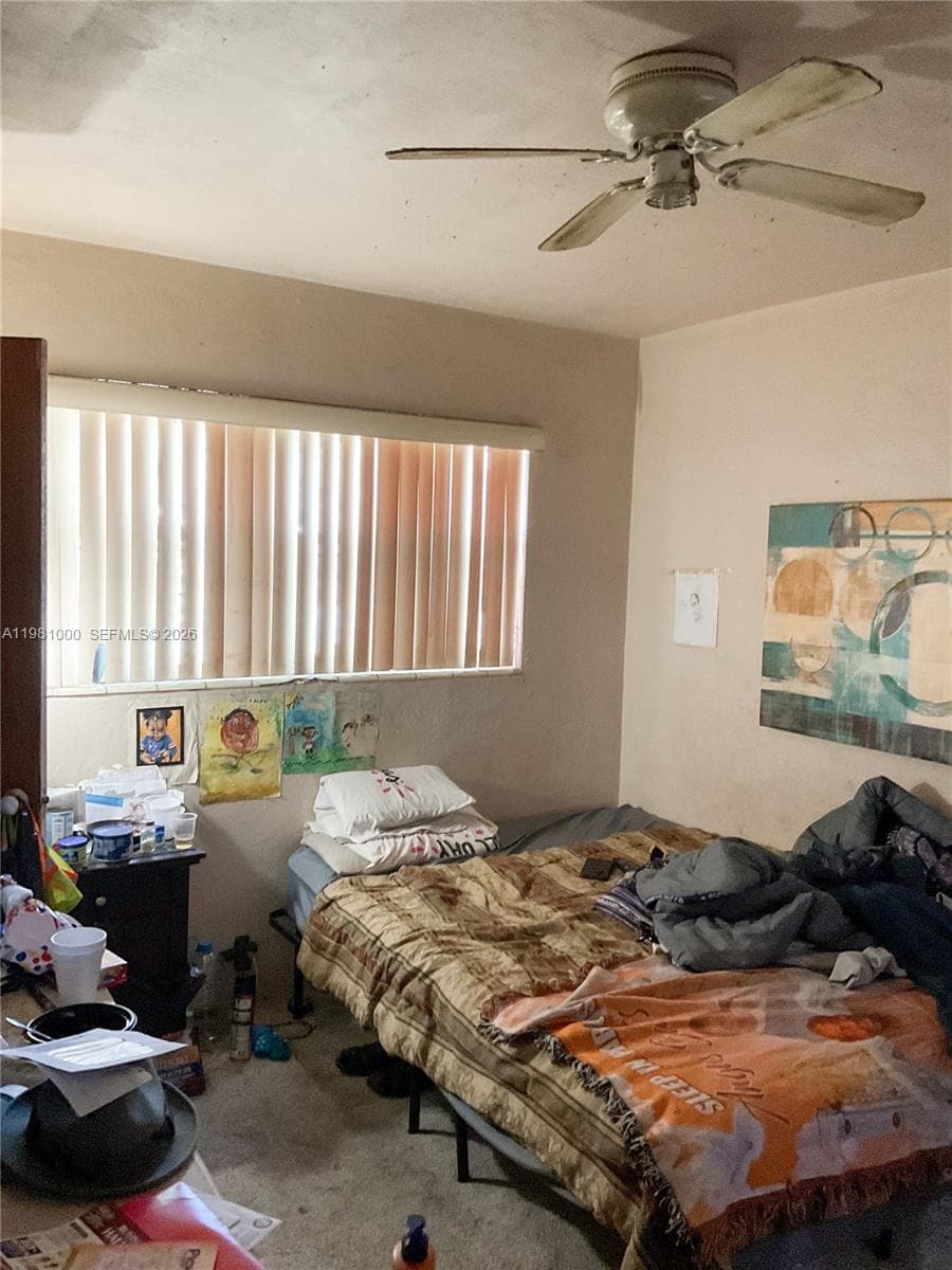 2515 SW 44th Ave, West Park FL 33023 photo 4