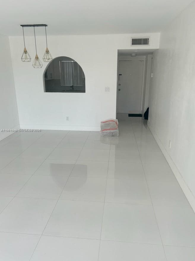 3048 E Sunrise Lakes Dr # 411, Sunrise FL 33322 photo 2
