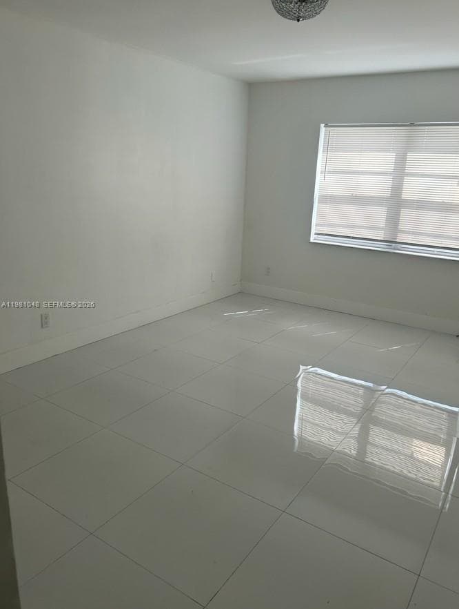 3048 E Sunrise Lakes Dr # 411, Sunrise FL 33322 photo 4