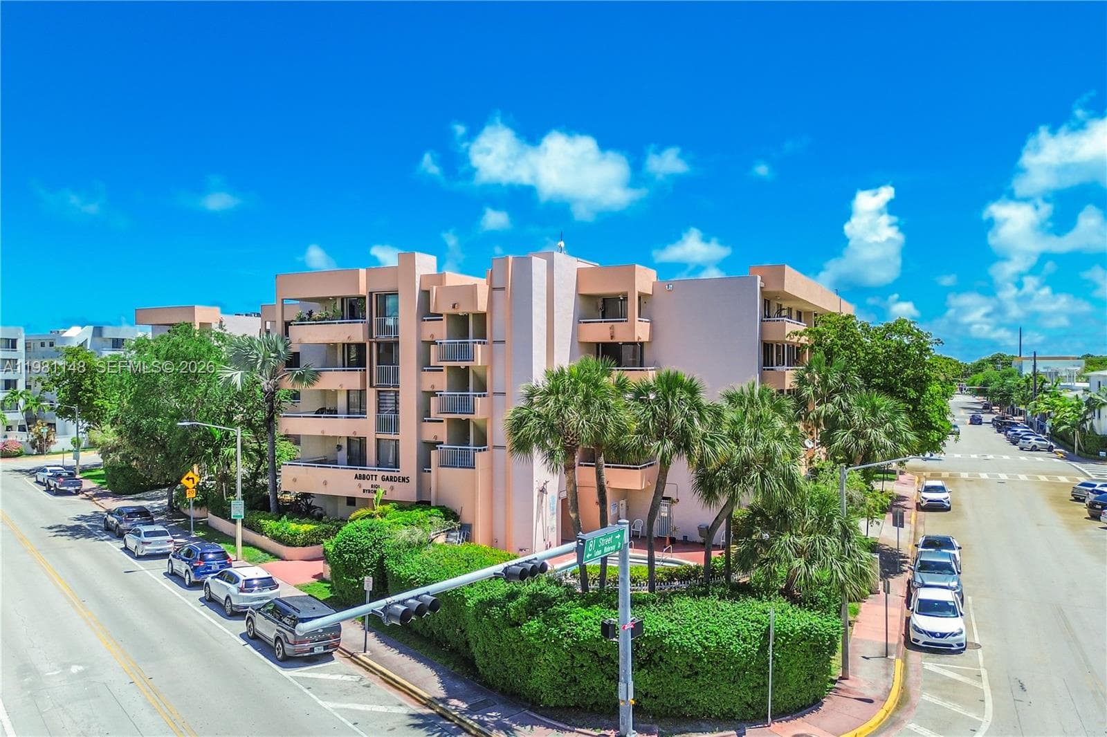 8101 Byron Ave # 509, Miami Beach FL 33141 photo 2