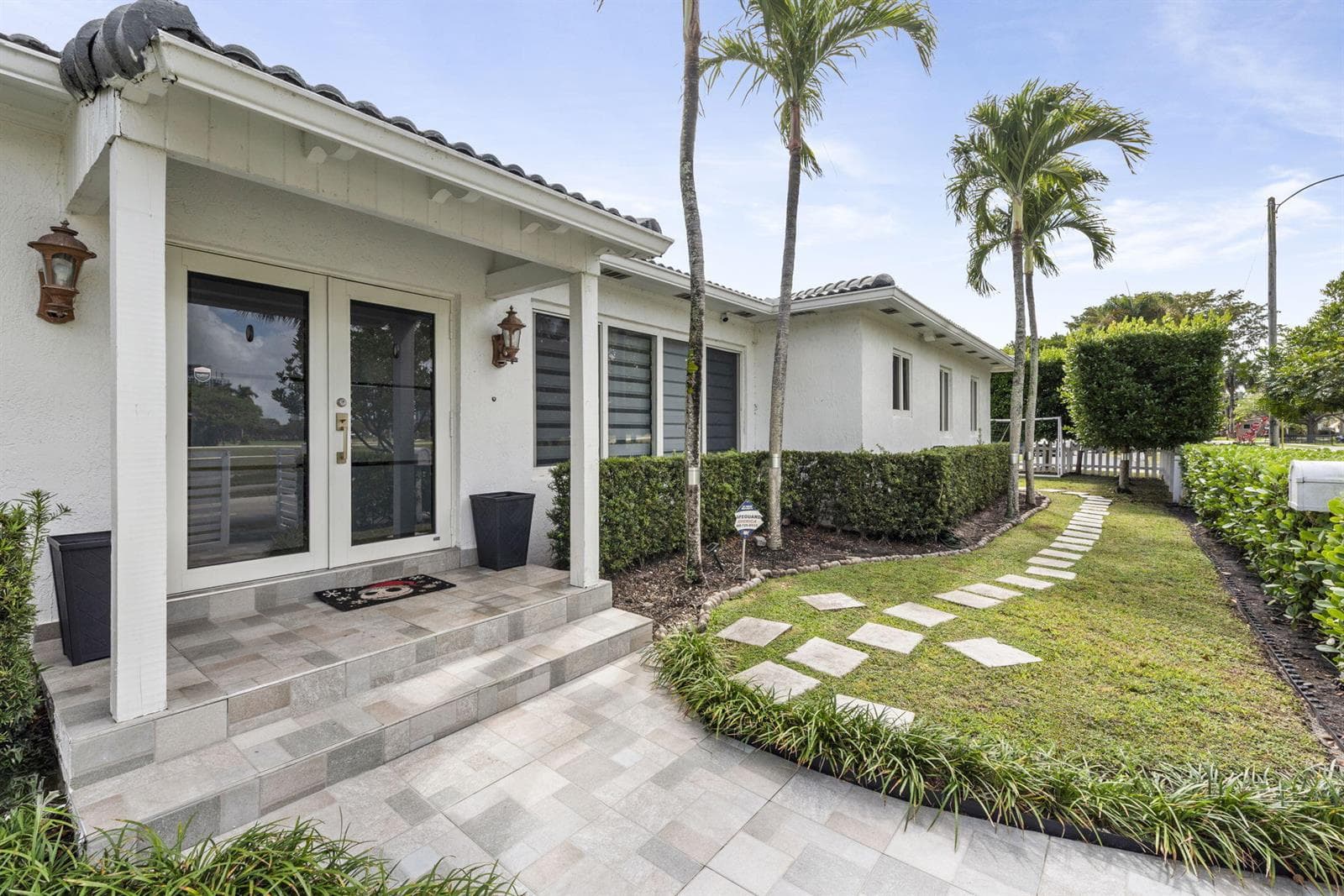 409 N 14th Avenue, Hollywood FL 33020 photo 2