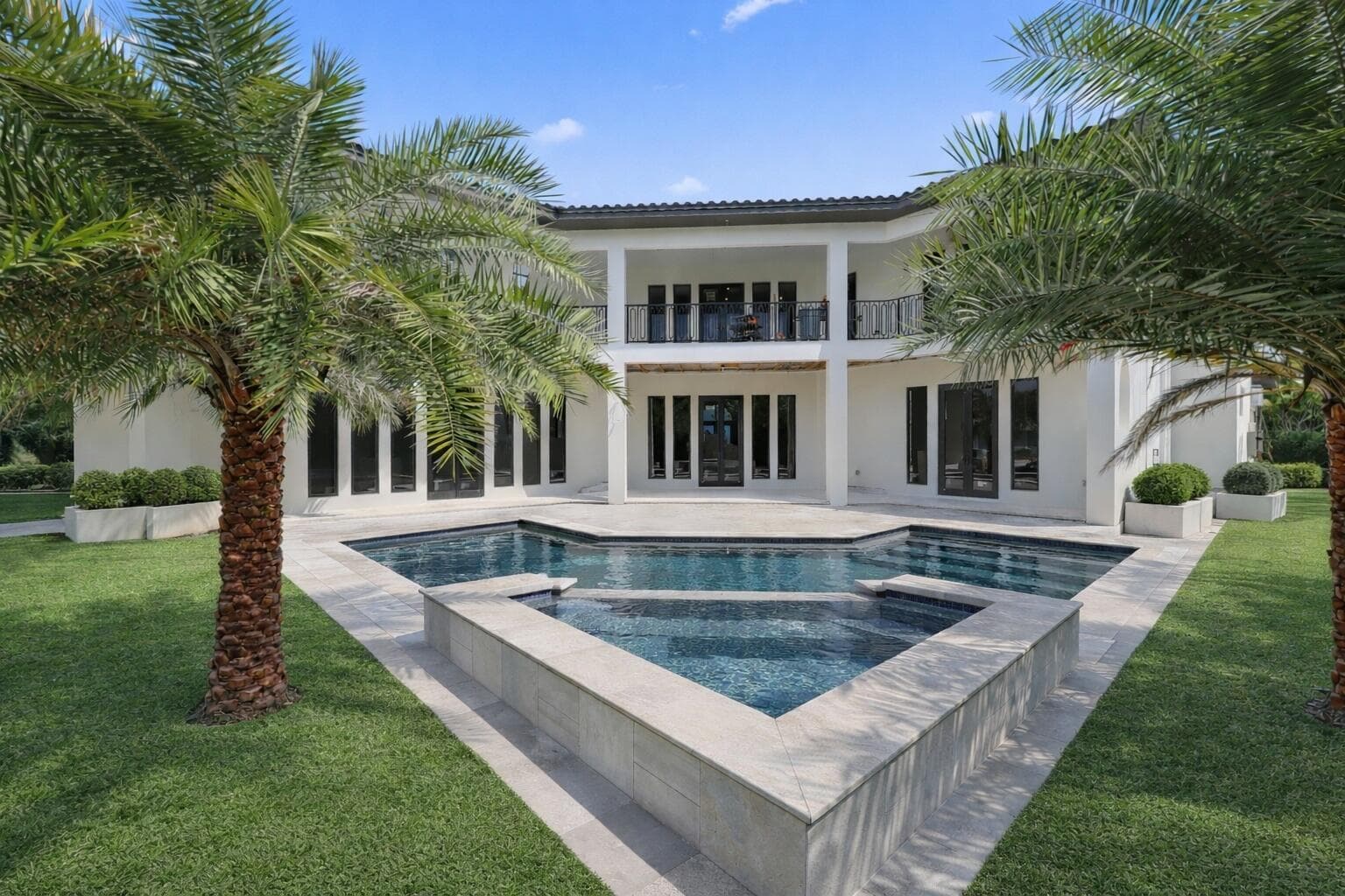 298 NE 8th Street, Boca Raton FL 33432 photo 2