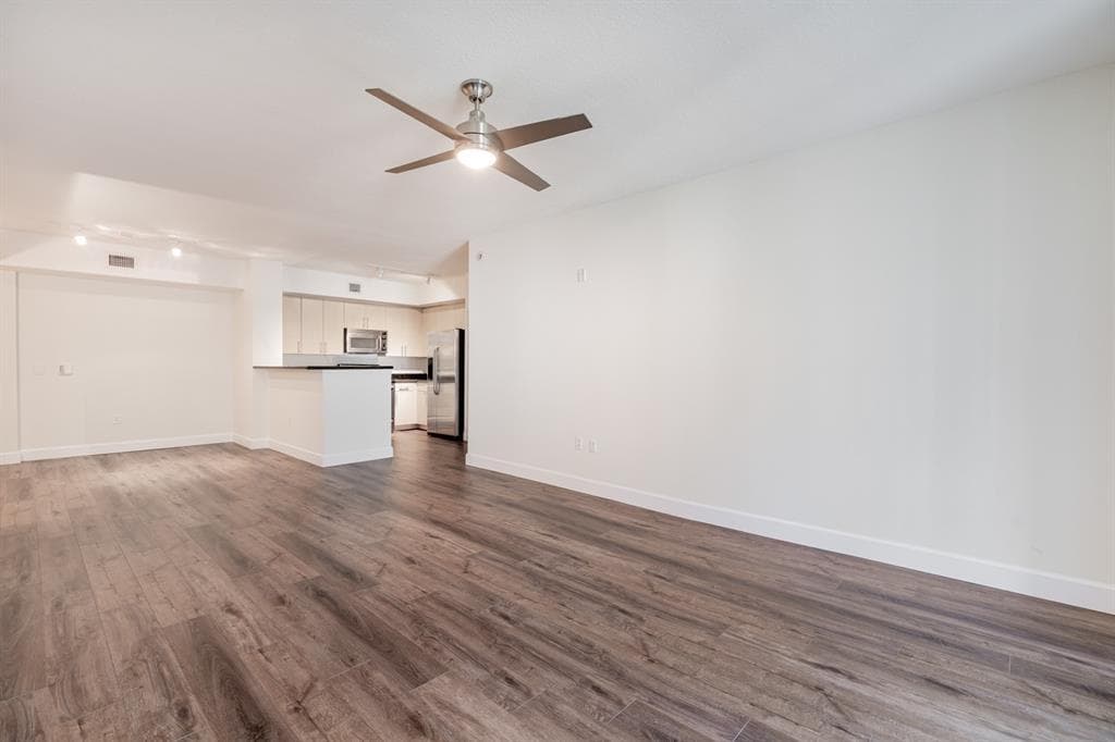 2421 NE 65th Street # 309, Fort Lauderdale, FL 33308 photo 4