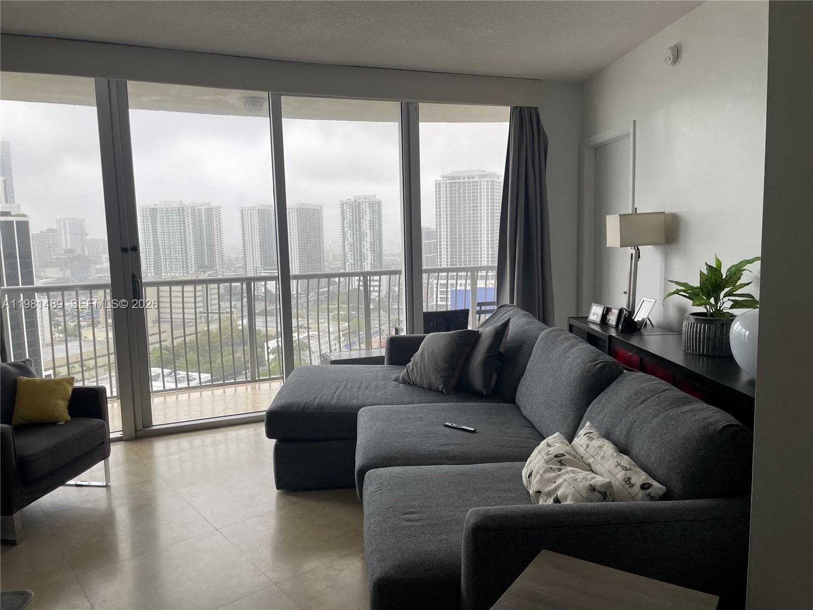 1750 N Bayshore Dr # 2814, Miami FL 33132 photo 5