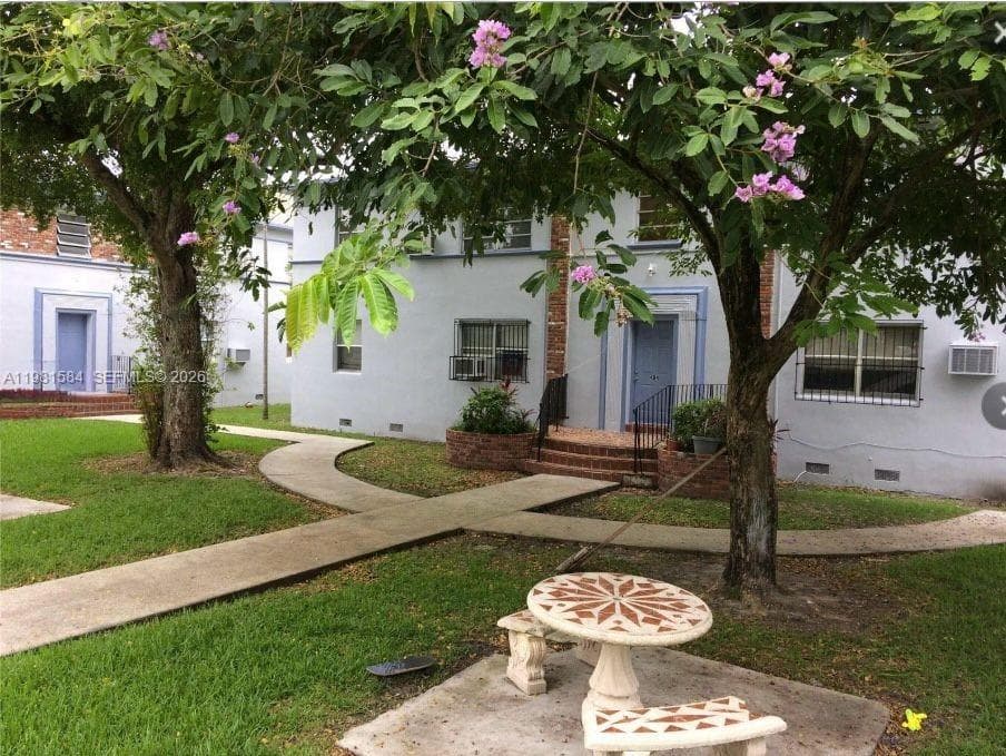 424 NE 82nd St # 4C, Miami, FL 33138 photo 2
