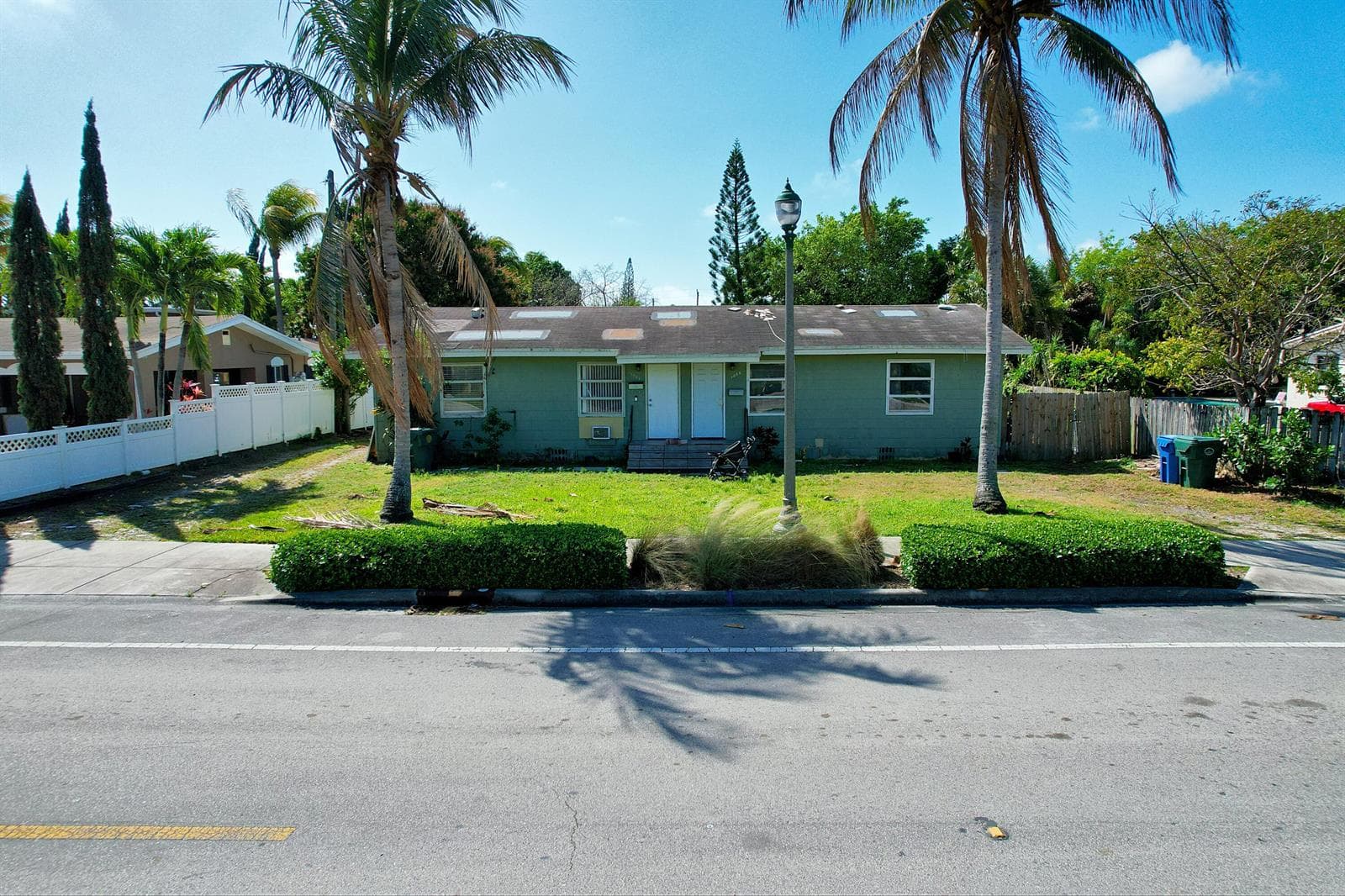 1056 NE 34th Court, Oakland Park FL 33334 photo 3