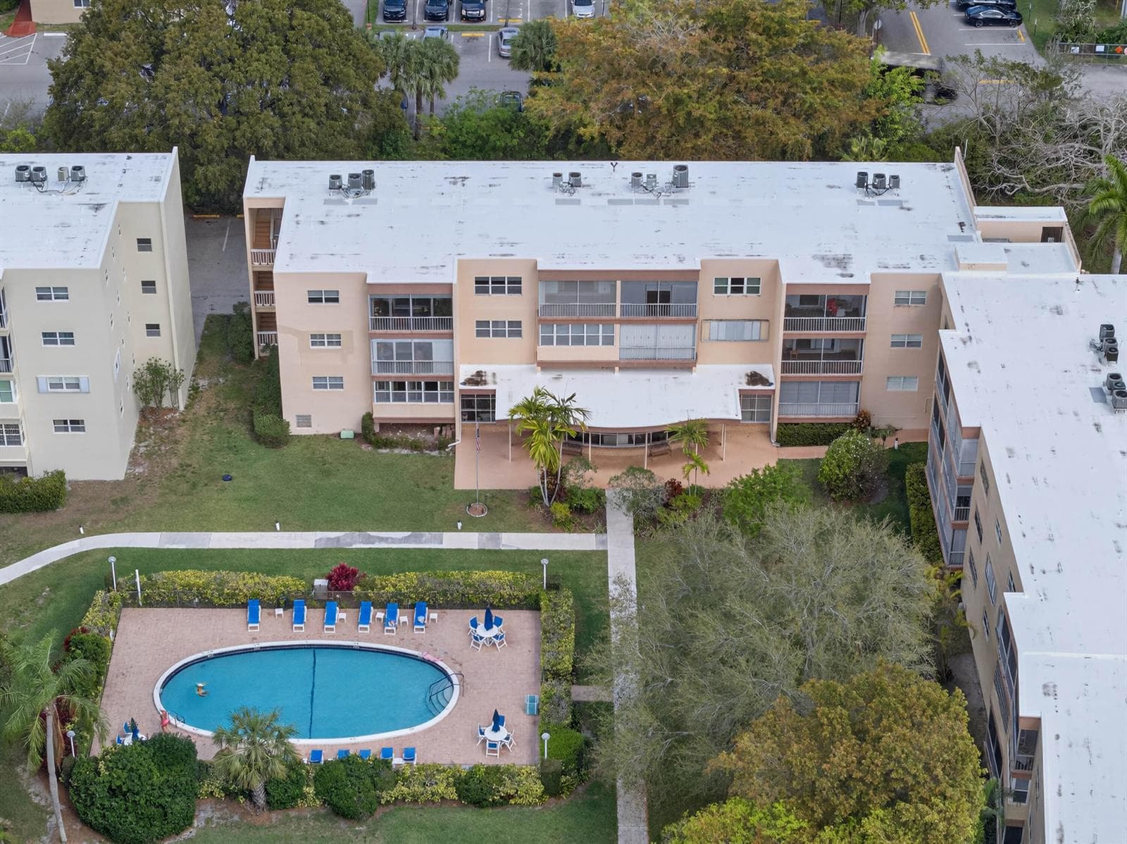 6731 Cypress Road # 402, Plantation FL 33317 photo 2