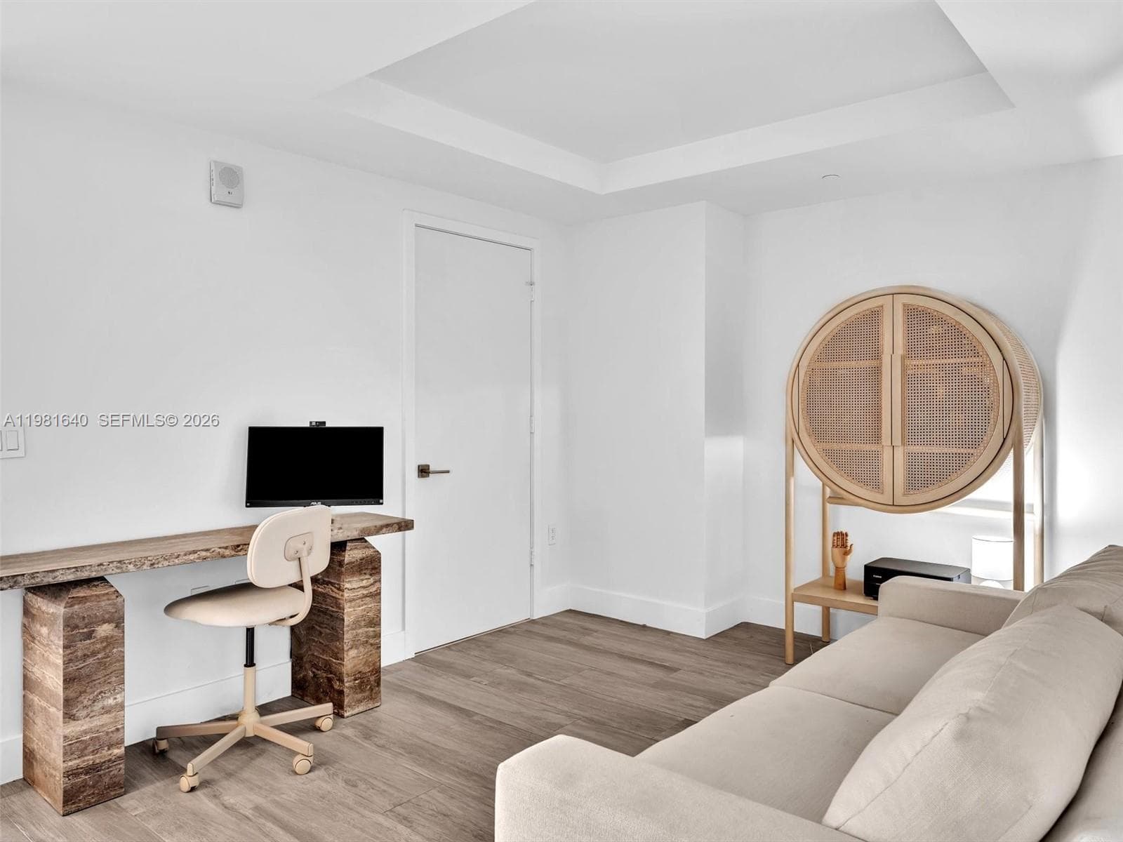 121 NE 34th St # 2102, Miami FL 33137 photo 5