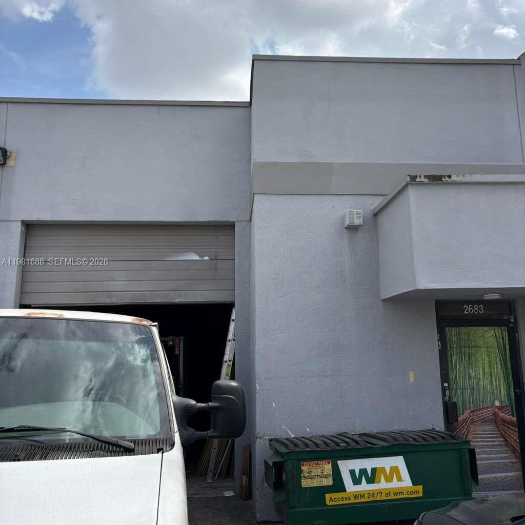2683 76, Hialeah FL 33016
