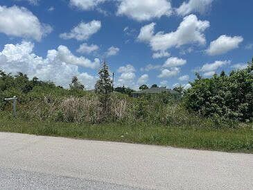 1285 SW Patricia Avenue, Port St. Lucie FL 34953 photo 2