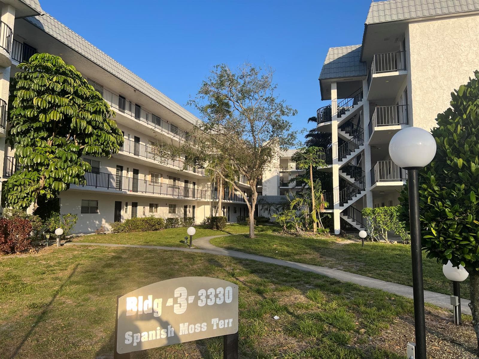 3330 Spanish Moss Terrace # 406, Lauderhill FL 33319 photo 4
