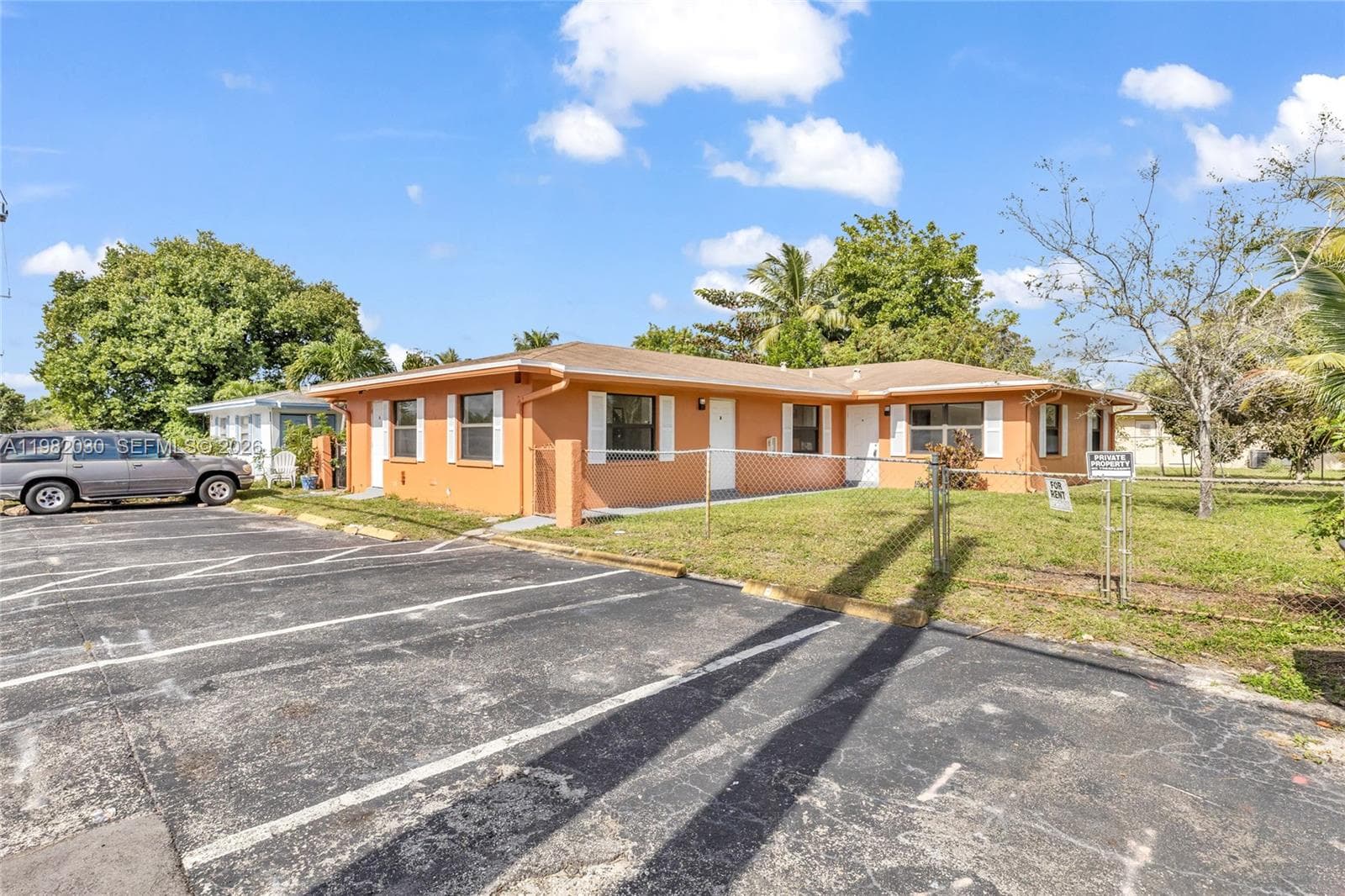 1451 NW 19th St, Fort Lauderdale FL 33311 photo 4