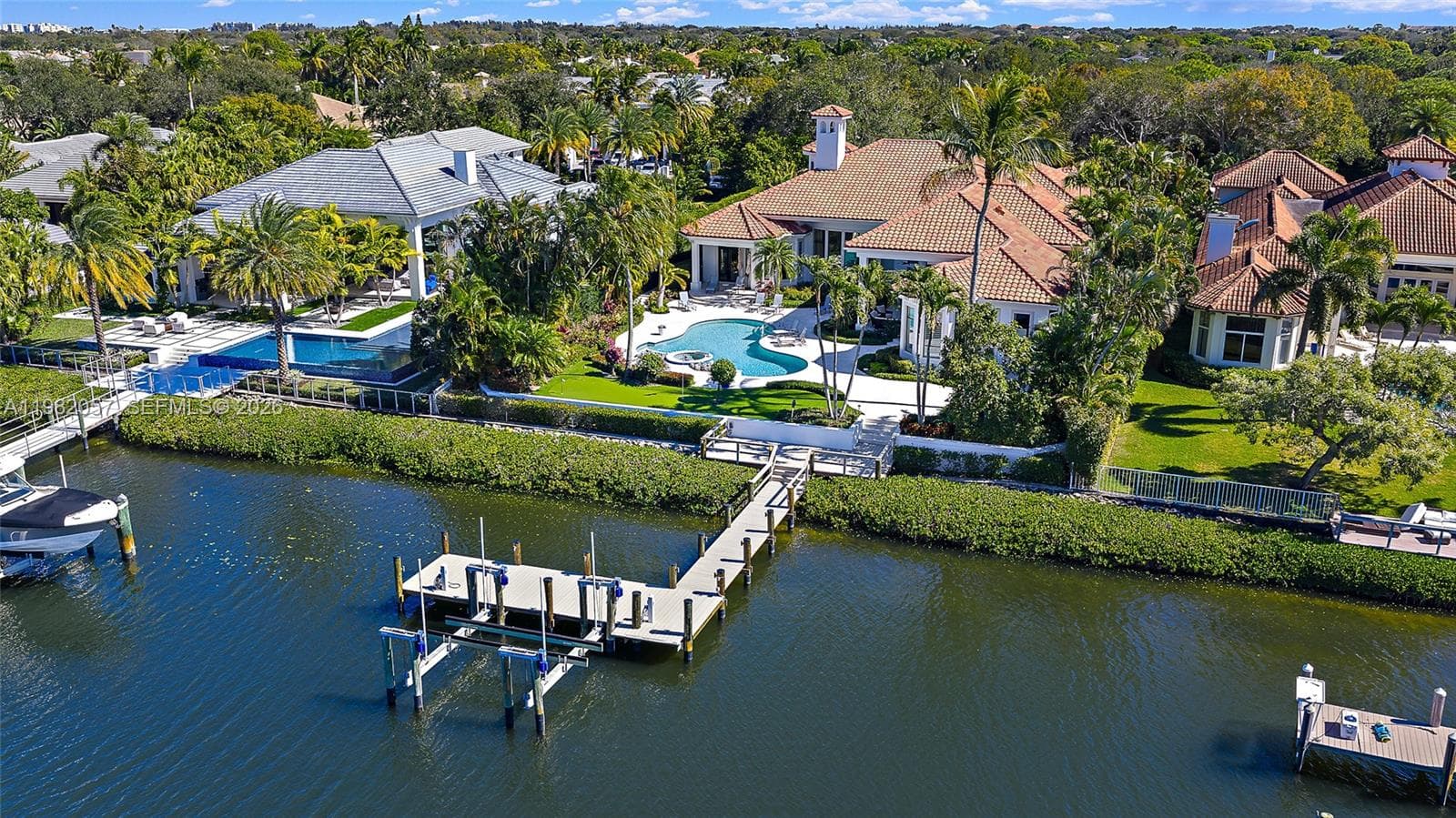 466 Mariner Dr, Jupiter FL 33477 photo 5