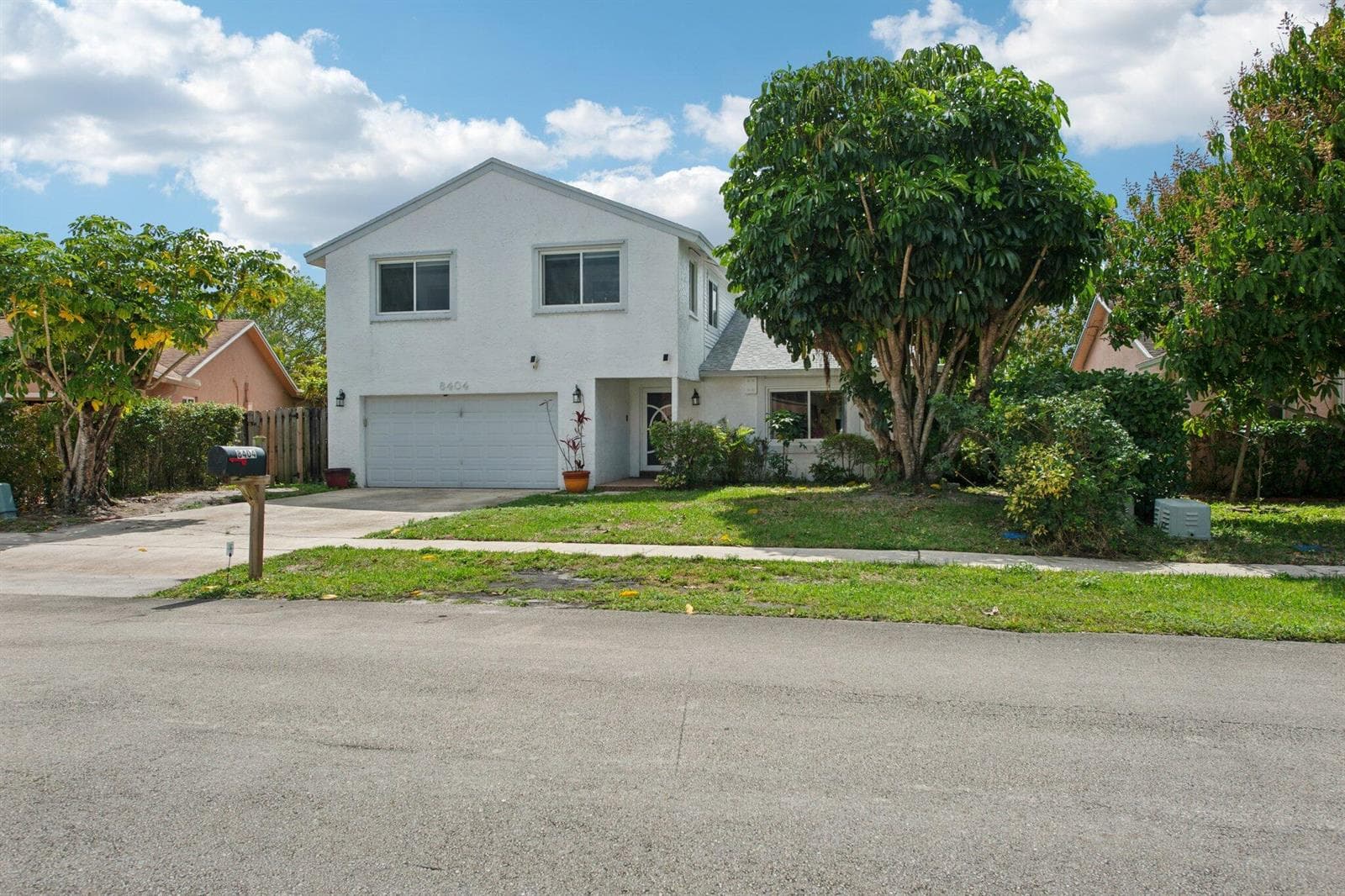 8404 SW 20th Street, North Lauderdale FL 33068 photo 2
