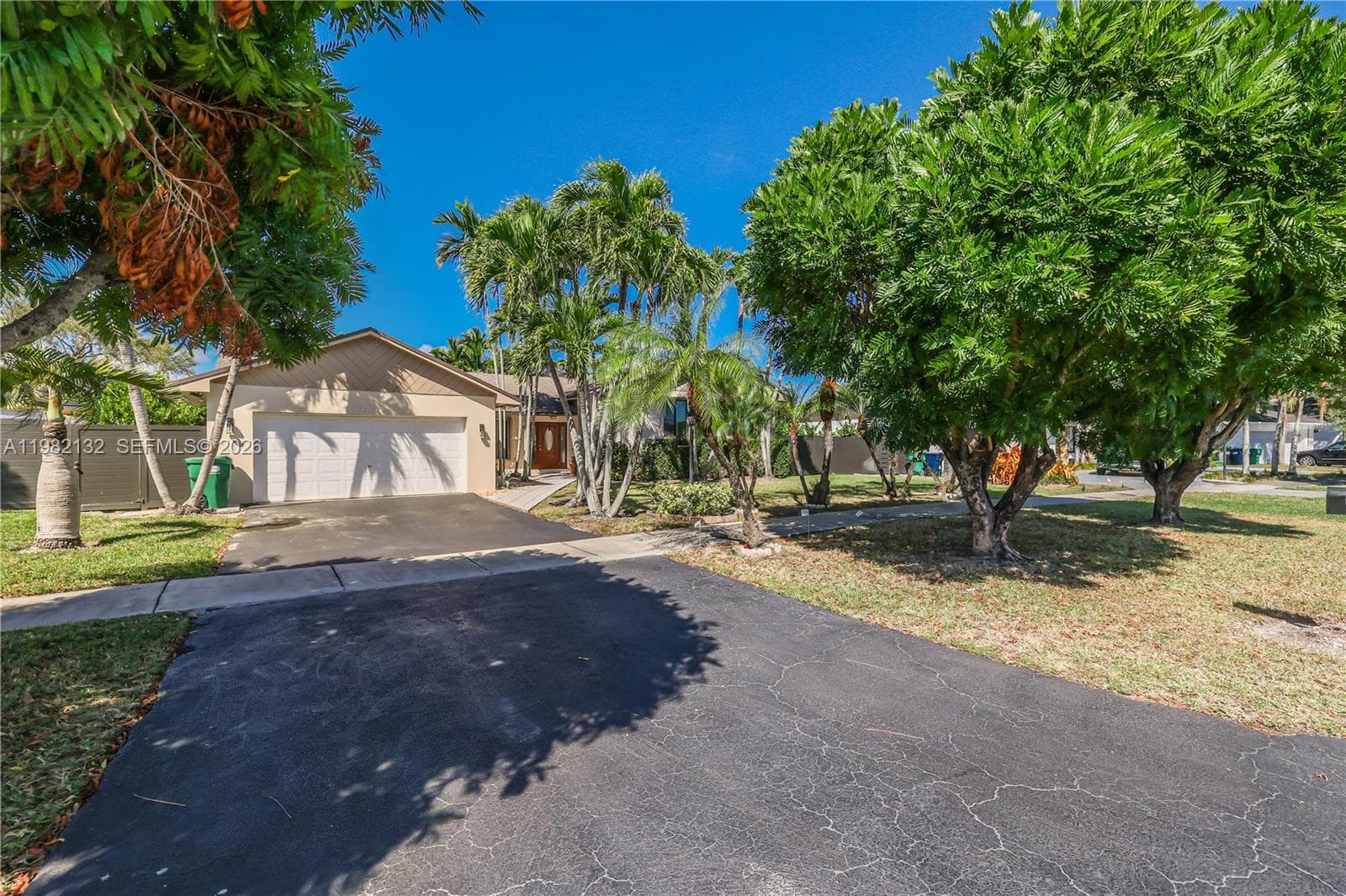 11541 SW 100th St, Miami FL 33176 photo 4