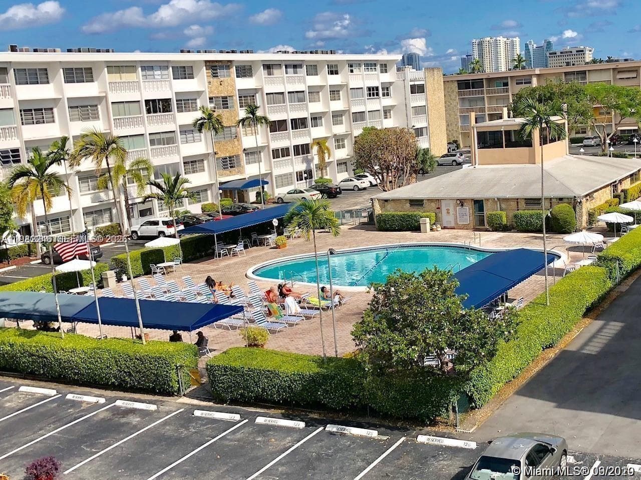 215 SE 3rd Ave # 101A, Hallandale Beach FL 33009