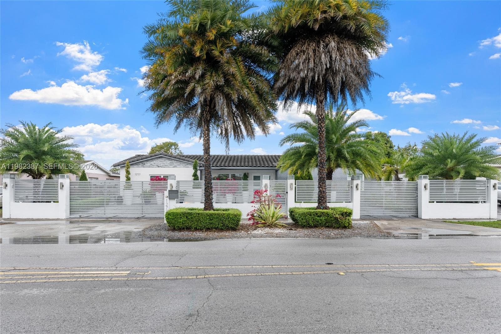 12721 SW 47th St, Miami FL 33175