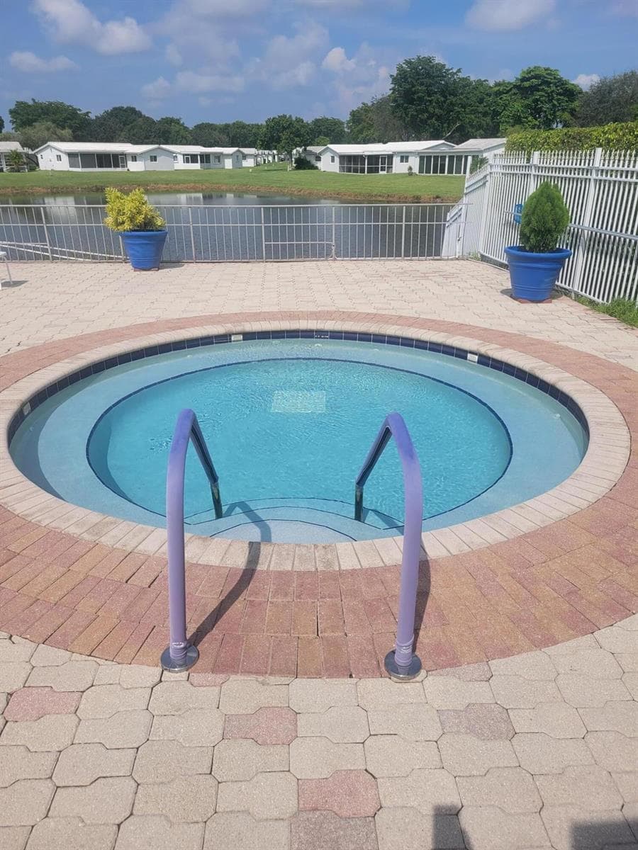 8423 NW 12th Street # C67, Plantation FL 33322 photo 4