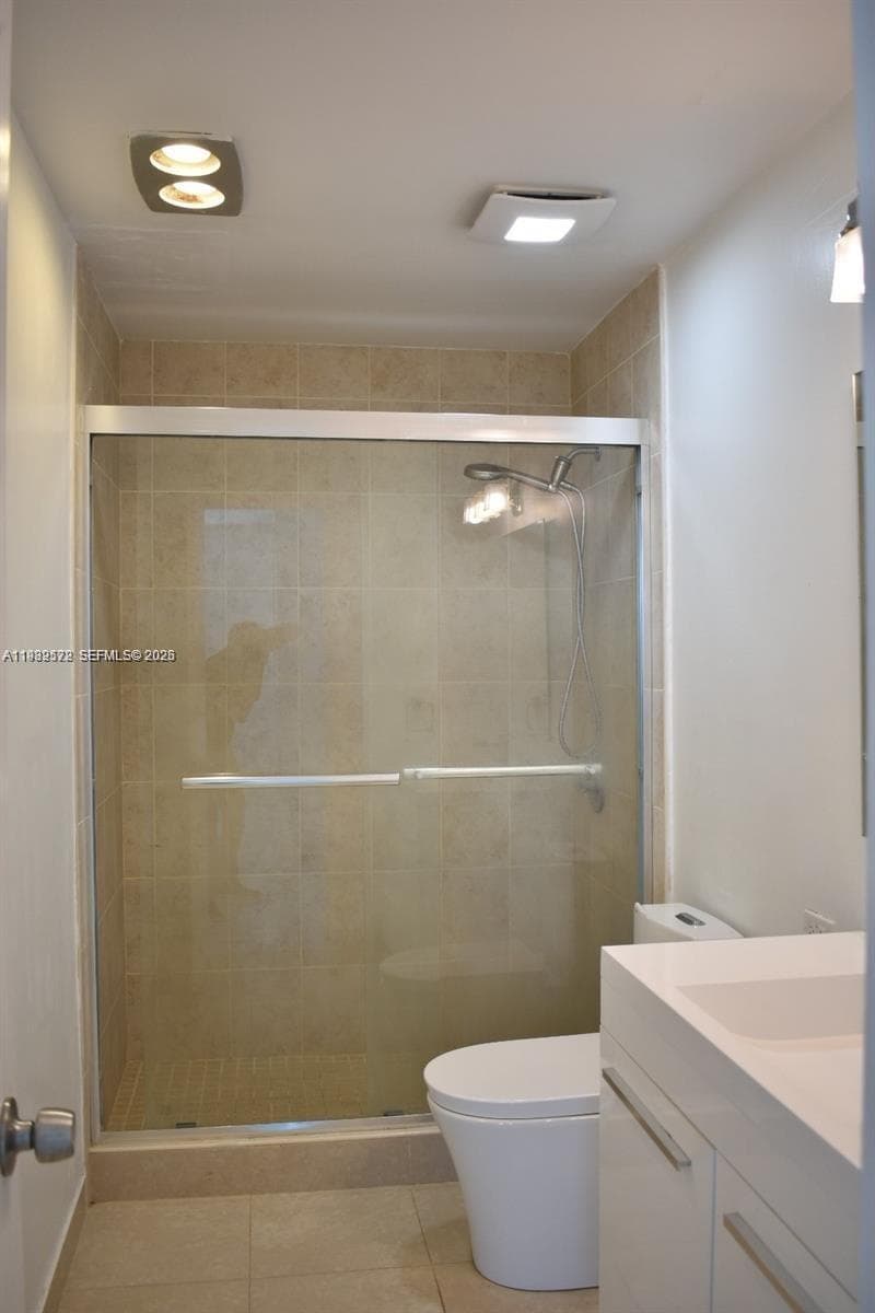 8024 Tatum Waterway Dr # 5A, Miami Beach FL 33141 photo 4