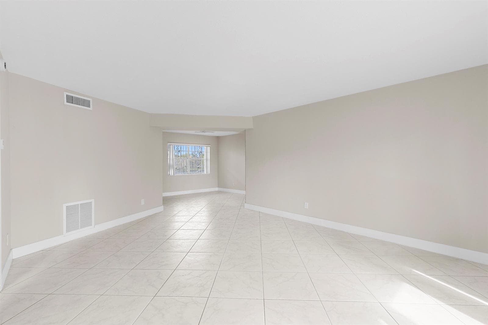 4141 NW 44th Avenue # 224, Lauderdale Lakes FL 33319 photo 4