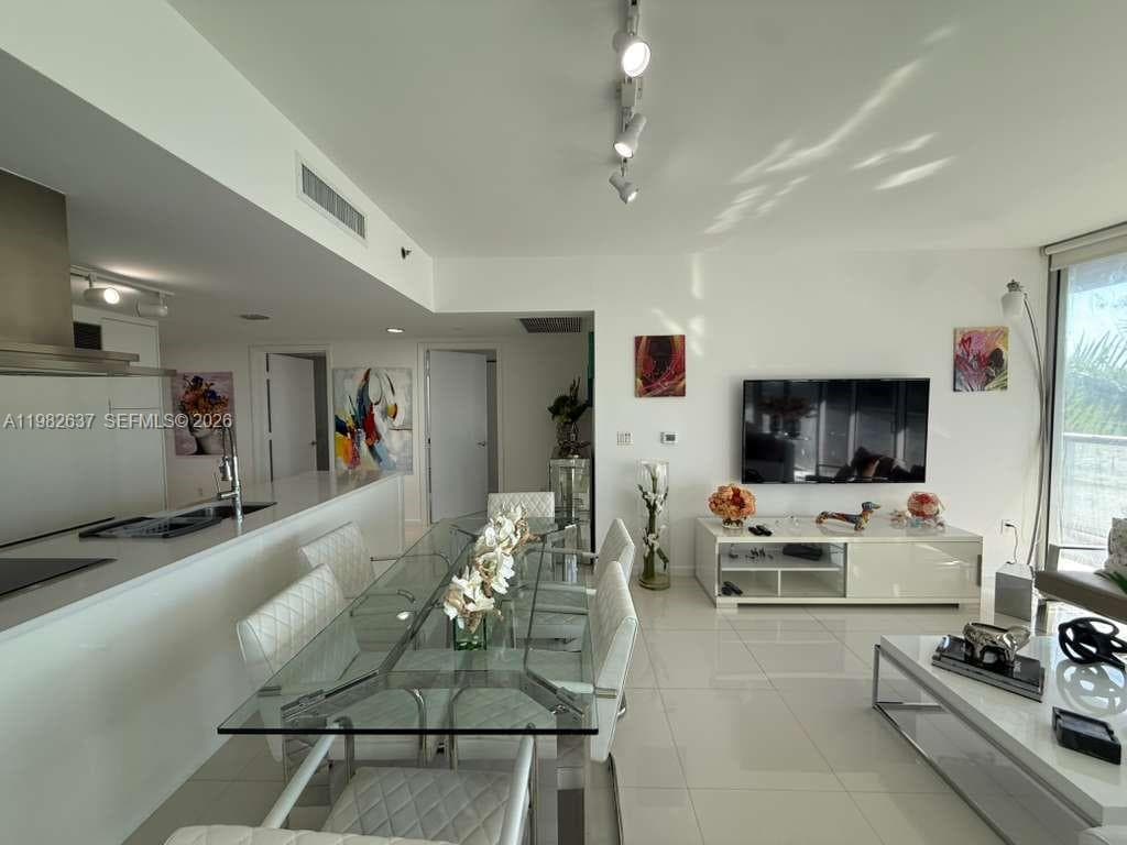 495 Brickell Ave # 511, Miami FL 33131 photo 5