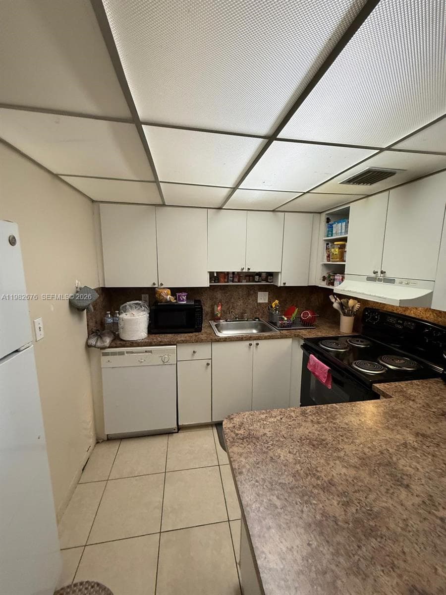 2029 NW 46th Ave # E305, Lauderhill FL 33313 photo 4