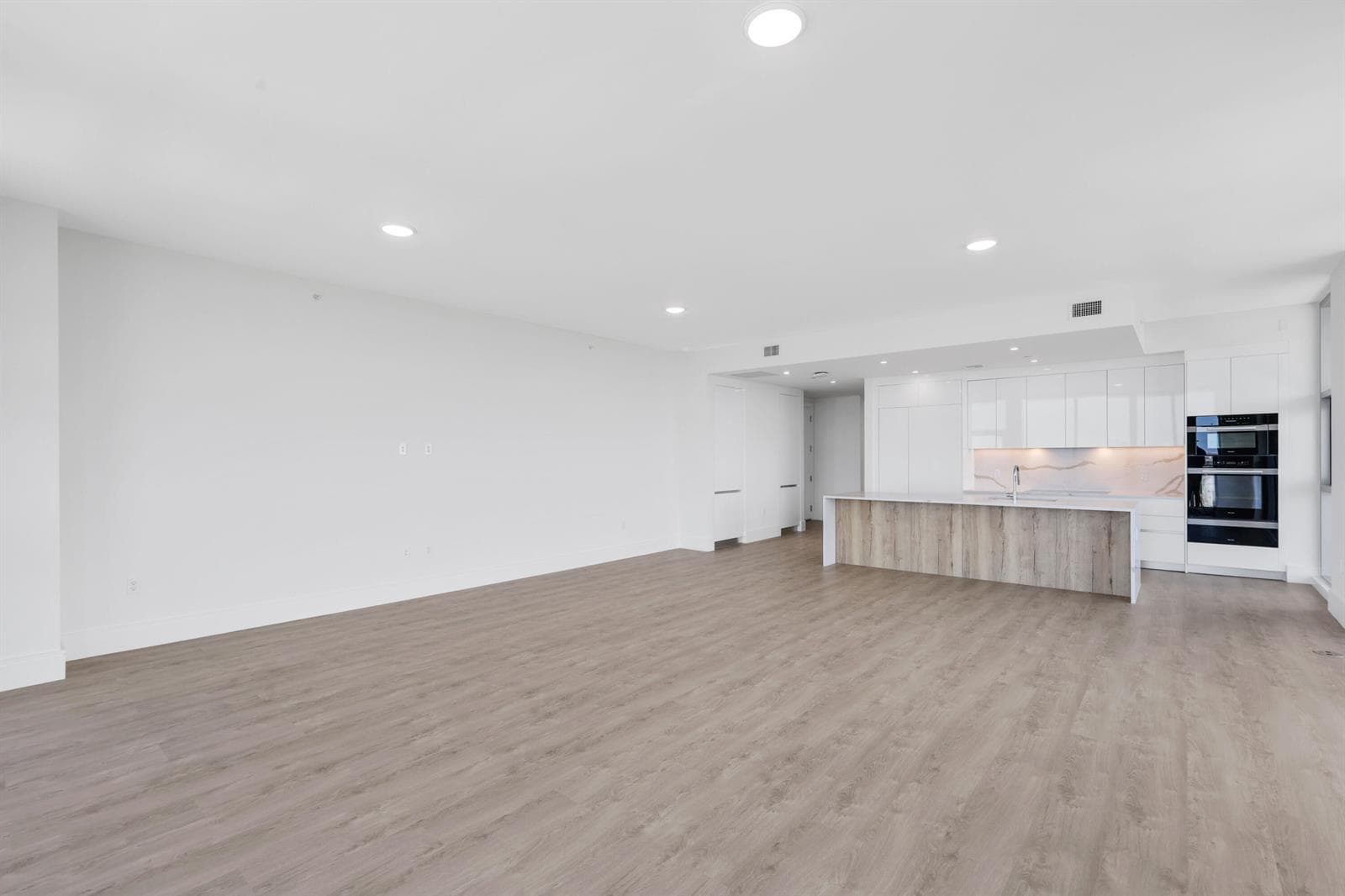 220 Lake Shore Drive # 1823, Lake Park FL 33403 photo 4