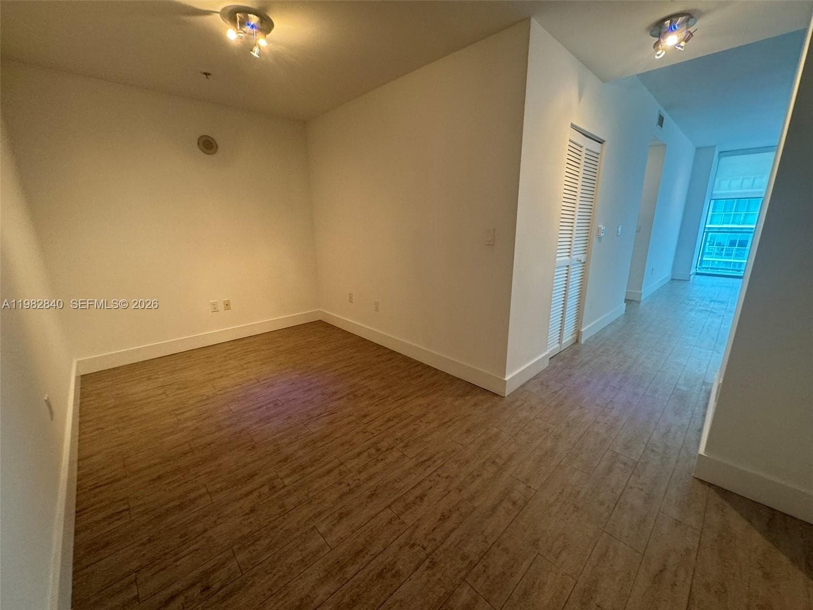 79 SW 12th St # 3309-S, Miami FL 33130 photo 3