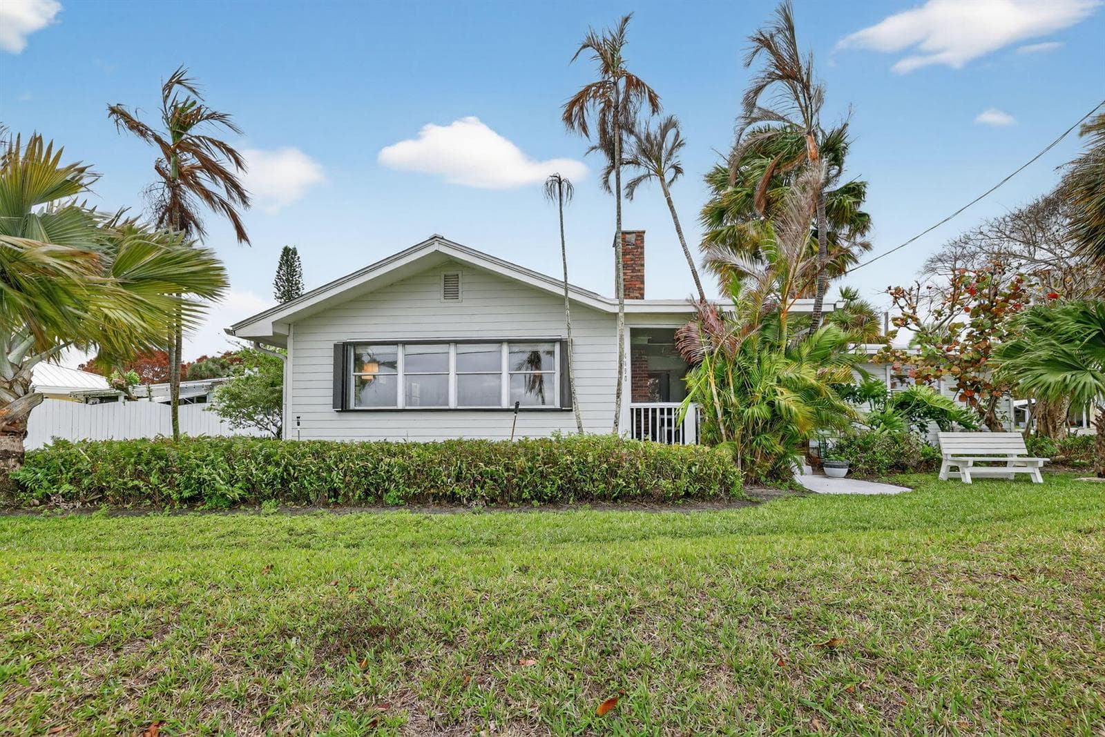 4490 NE Indian River Drive, Jensen Beach FL 34957 photo 5