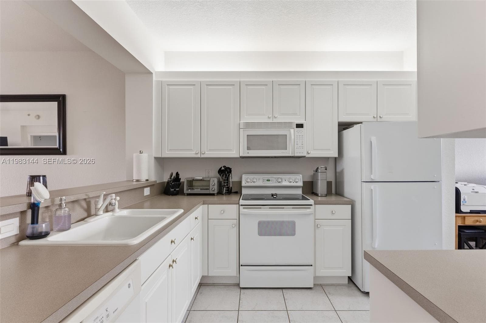 7765 Yardley Dr # 313, Tamarac FL 33321 photo 5