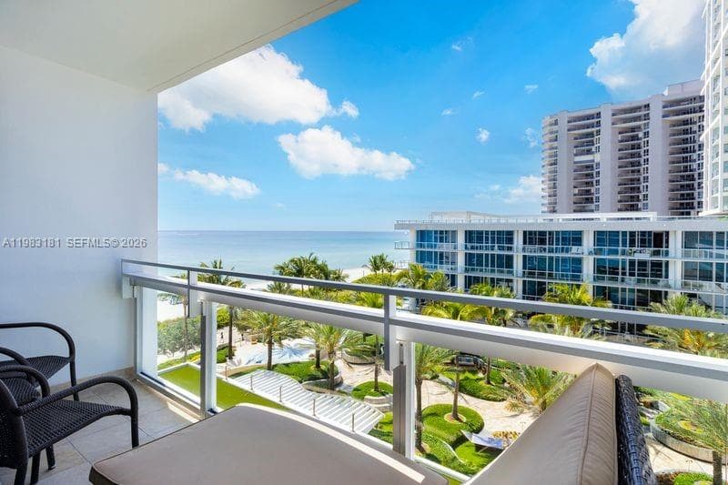 6801 Collins Ave #610 Door # 612, Miami Beach FL 33141 photo 2