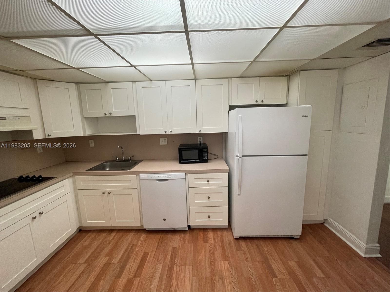 19390 Collins Ave # 122, Sunny Isles Beach FL 33160 photo 5