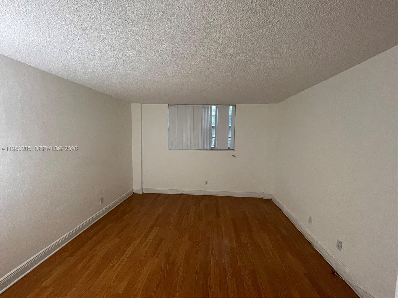19390 Collins Ave # 122, Sunny Isles Beach FL 33160 photo 4